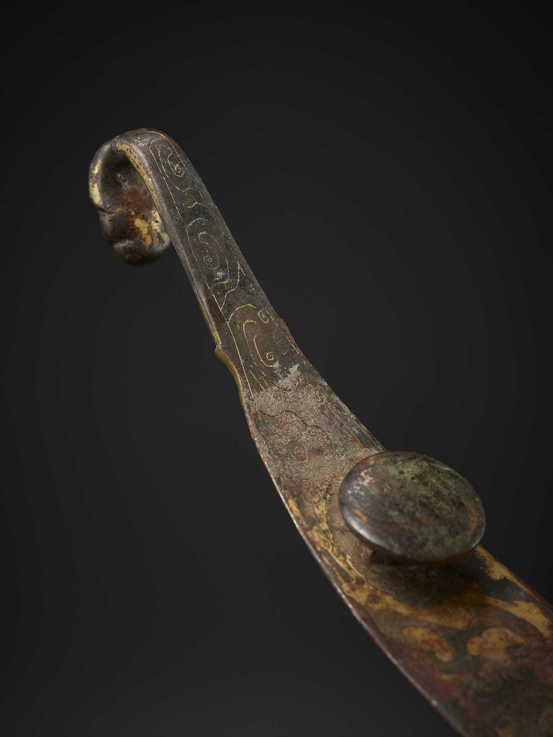 A BRONZE BELT HOOK, WARRING STATES - Image 3 of 6