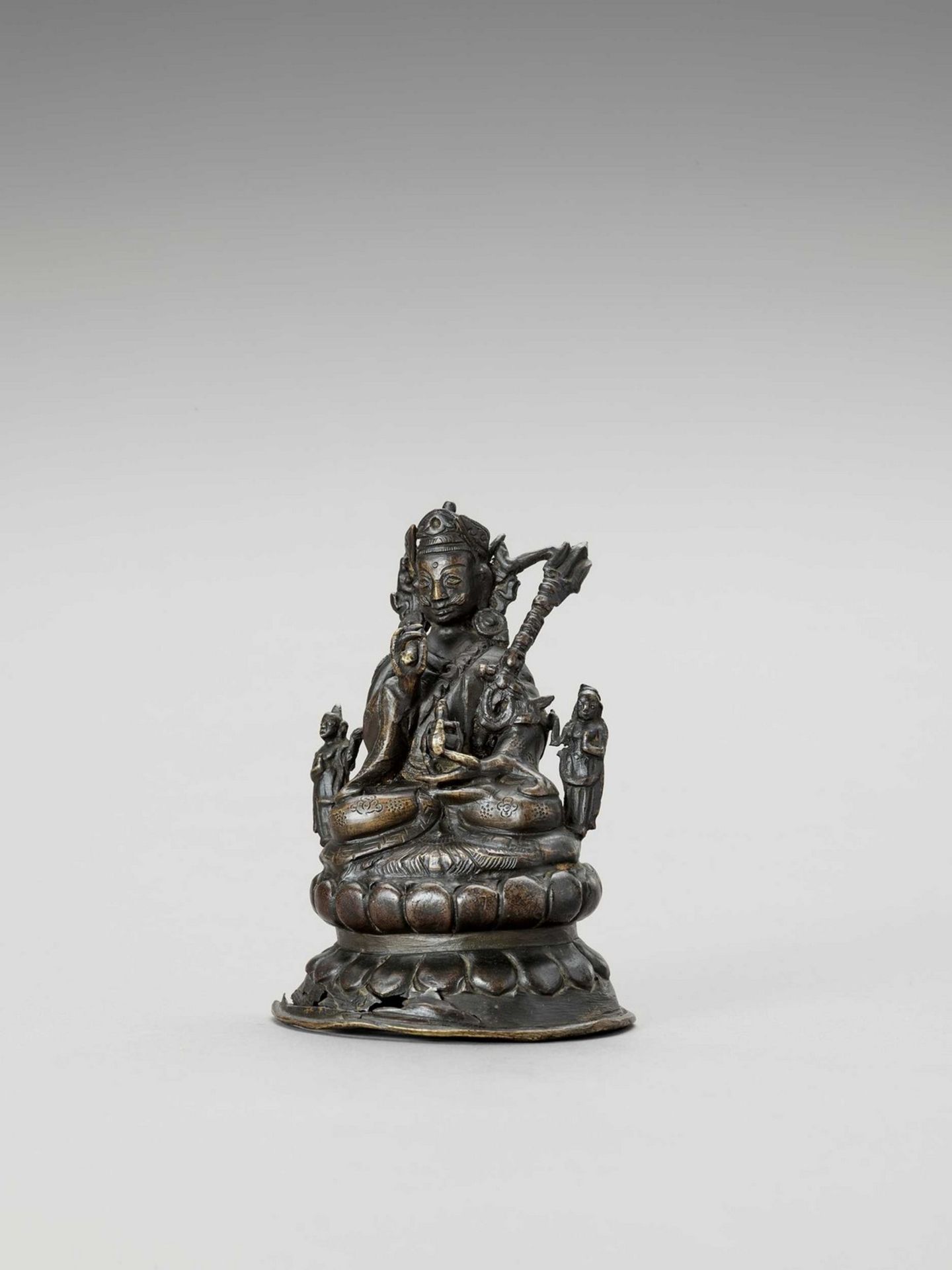 A NEPALESE BRONZE FIGURE OF PADMASAMBHAVA - Image 2 of 6