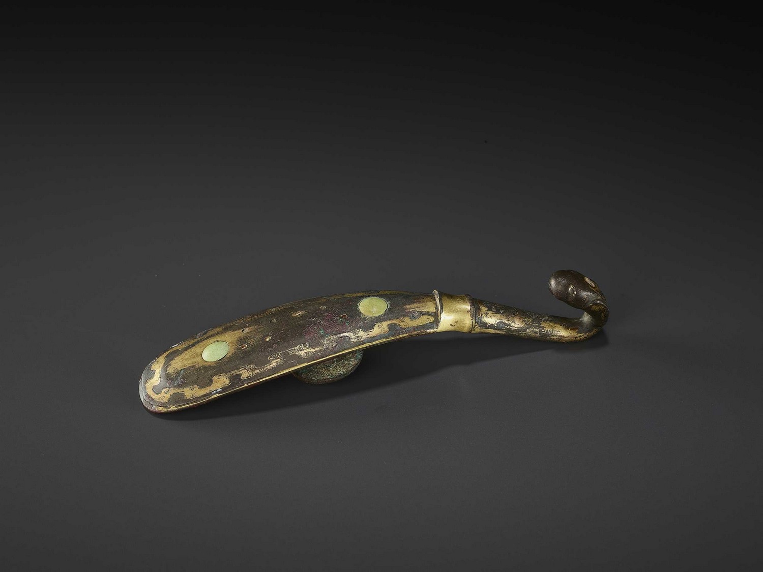 A BRONZE BELT HOOK, WARRING STATES - Image 6 of 6