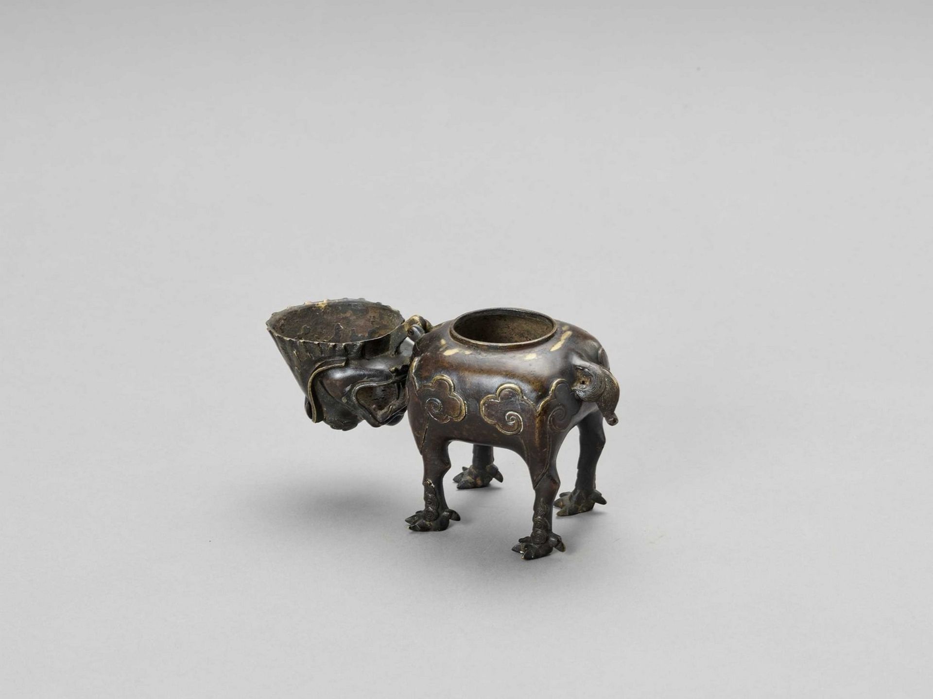 A ‘LUDUAN’ BRONZE CENSER, 17TH CENTURY - Image 6 of 7