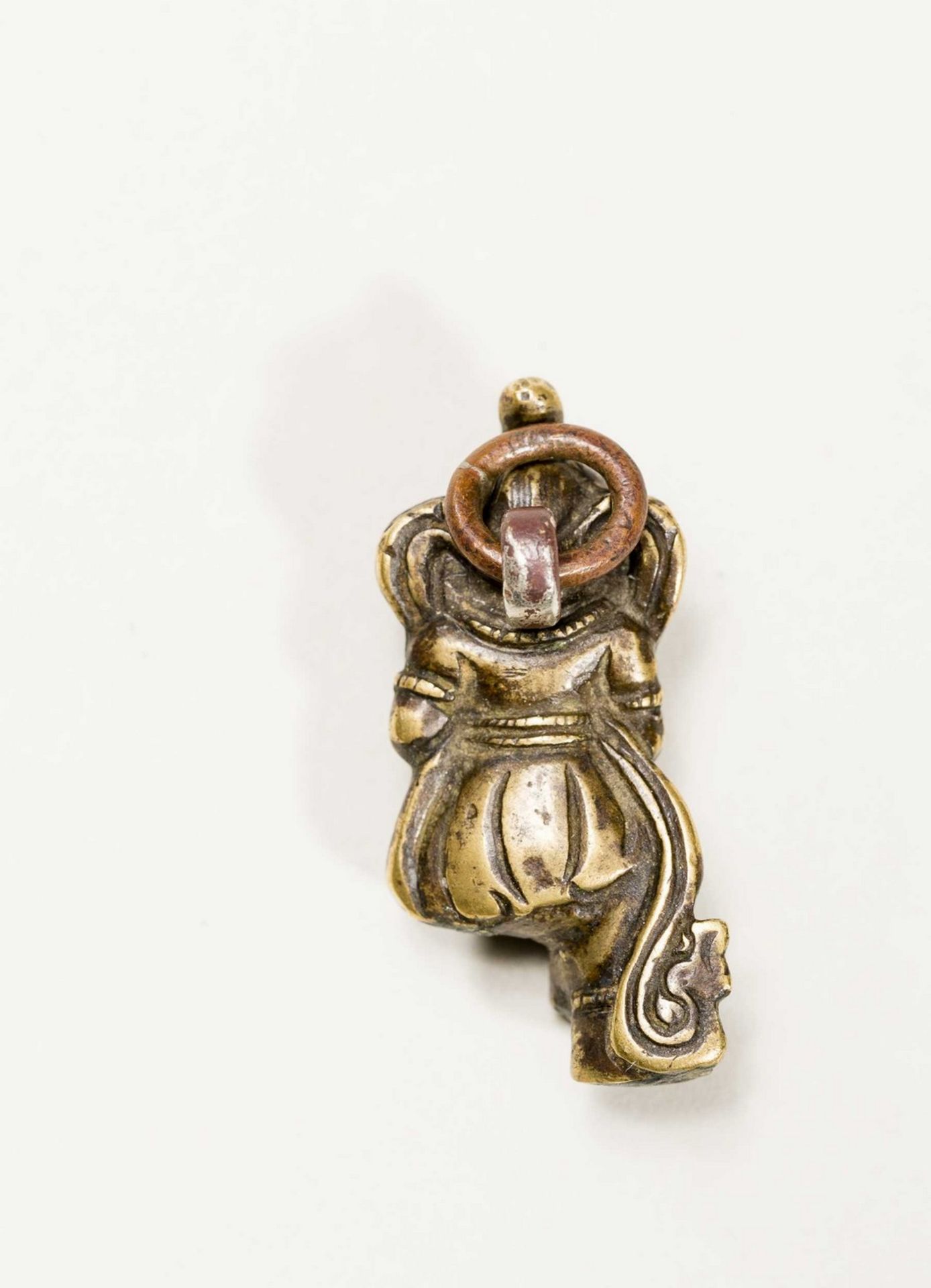 A TIBETAN MINIATURE BRONZE OF A DANCING BODHISATTVA - Image 4 of 8