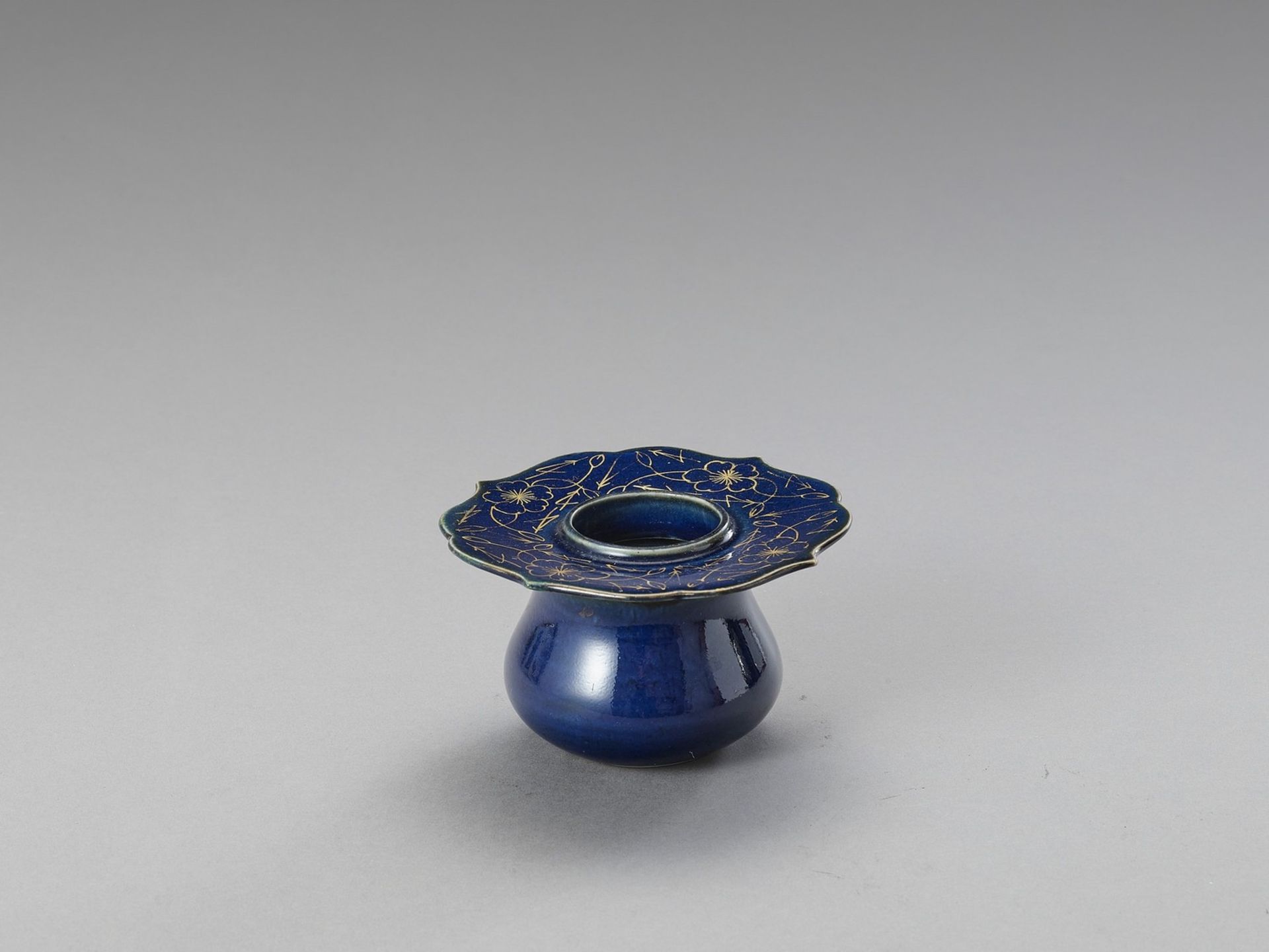 A POWDER BLUE INKWELL - Image 3 of 5