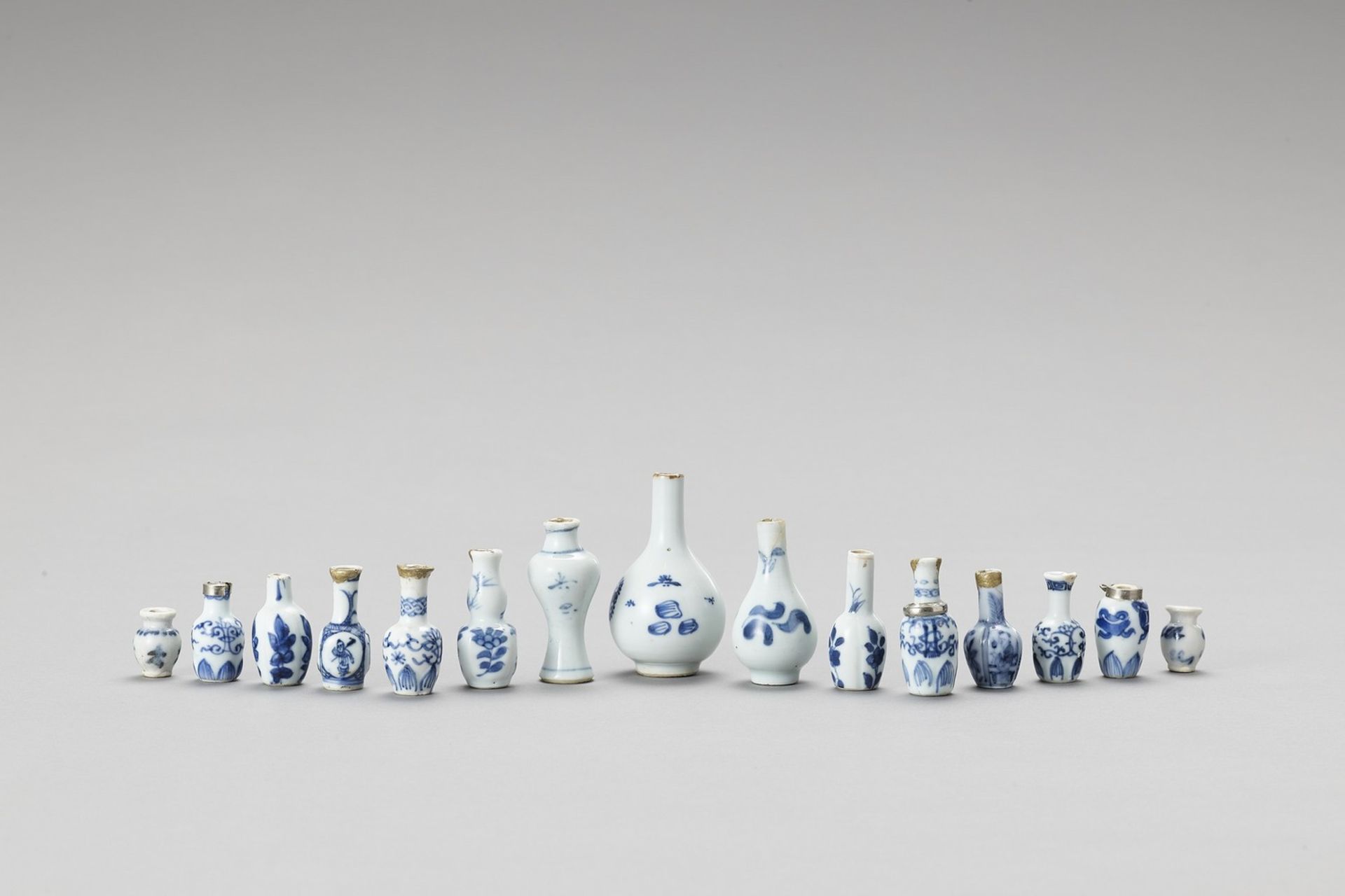 FIFTEEN MINIATURE BLUE AND WHITE PORCELAIN BOTTLE VASES - Image 2 of 3