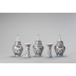 AN IMARI PORCELAIN FIVE-PIECE GARNITURE