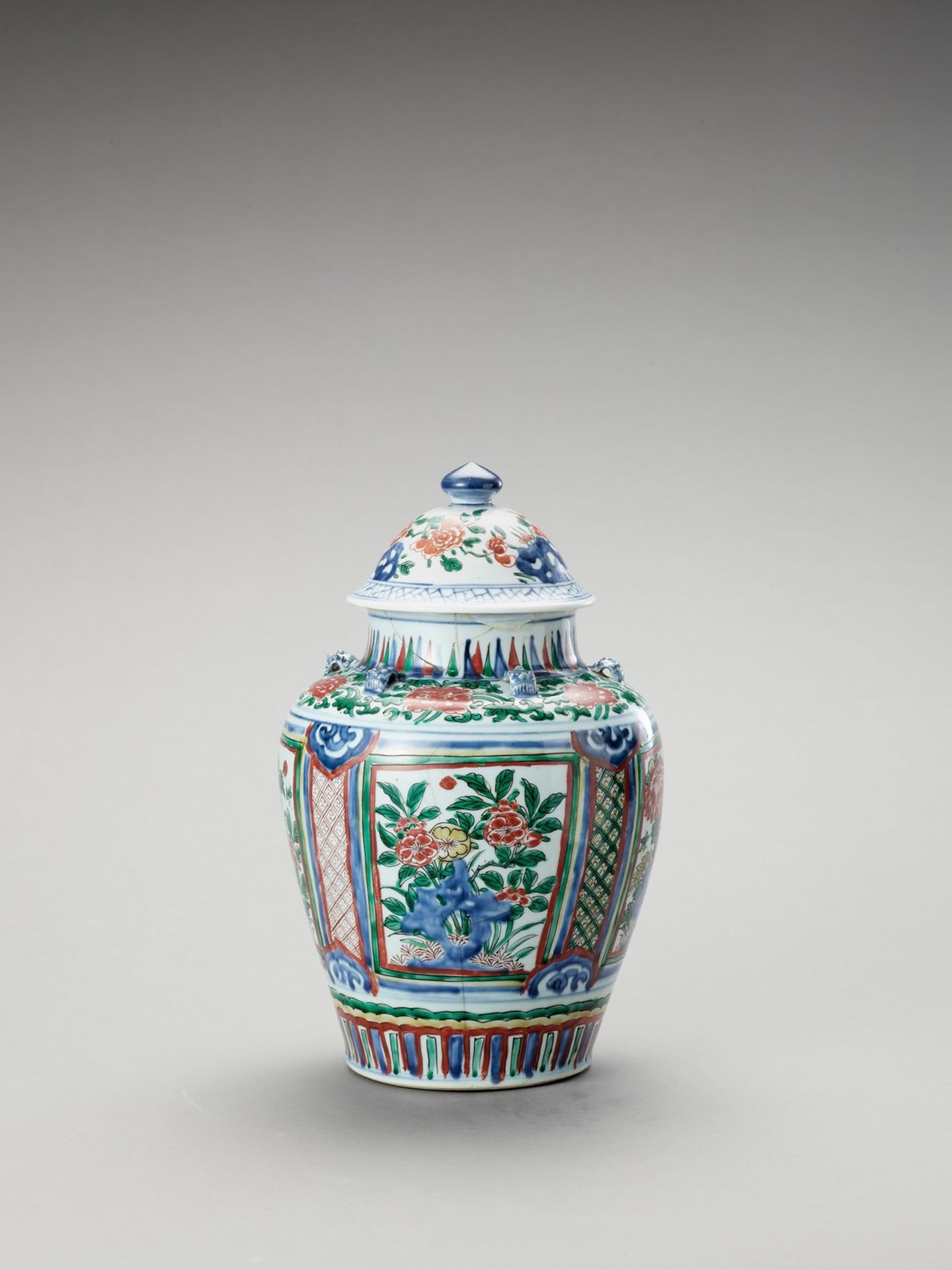 A LARGE WUCAI JAR AND COVER - Image 2 of 6