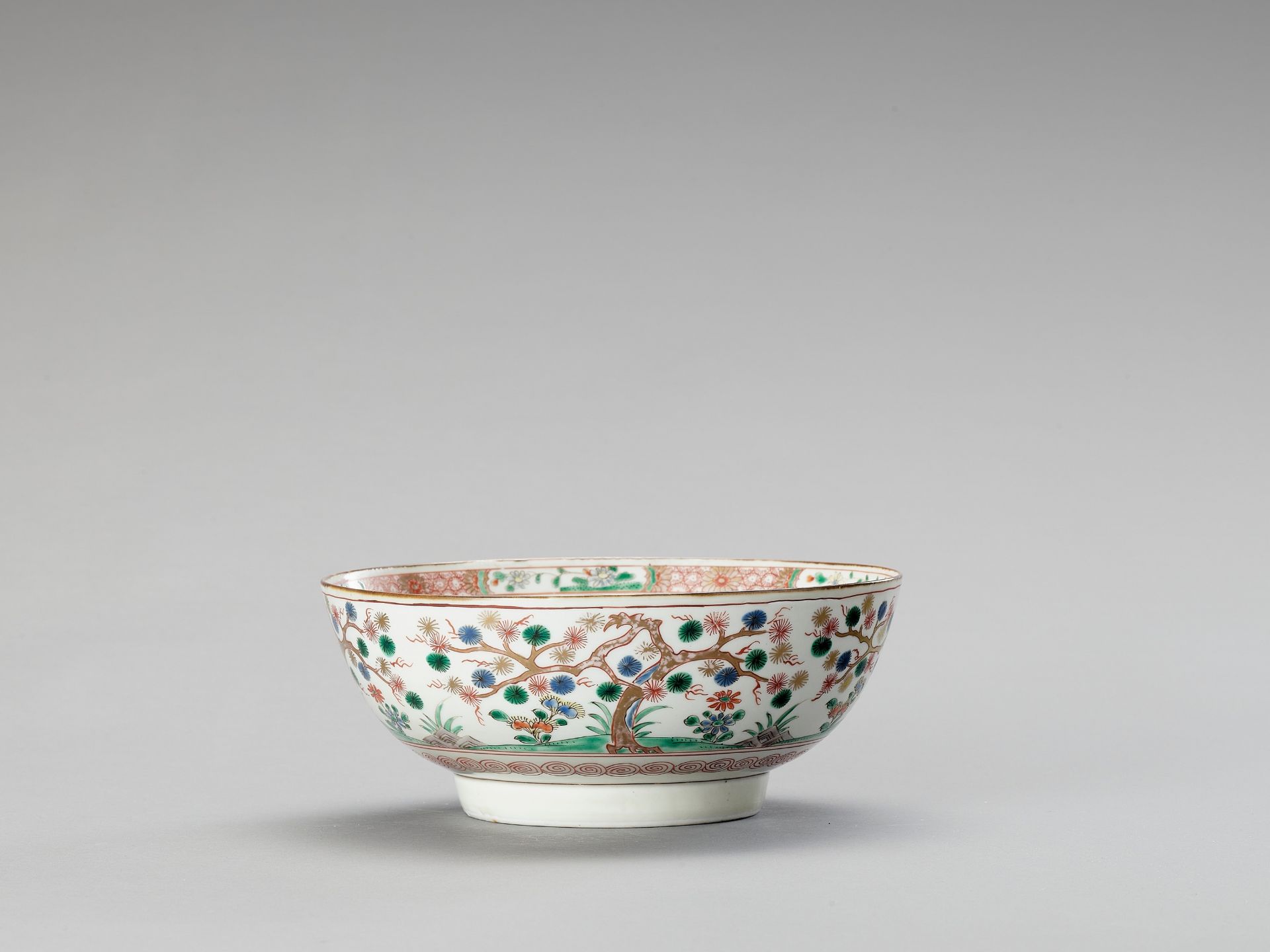 A KAKIEMON PORCELAIN BOWL - Image 4 of 6