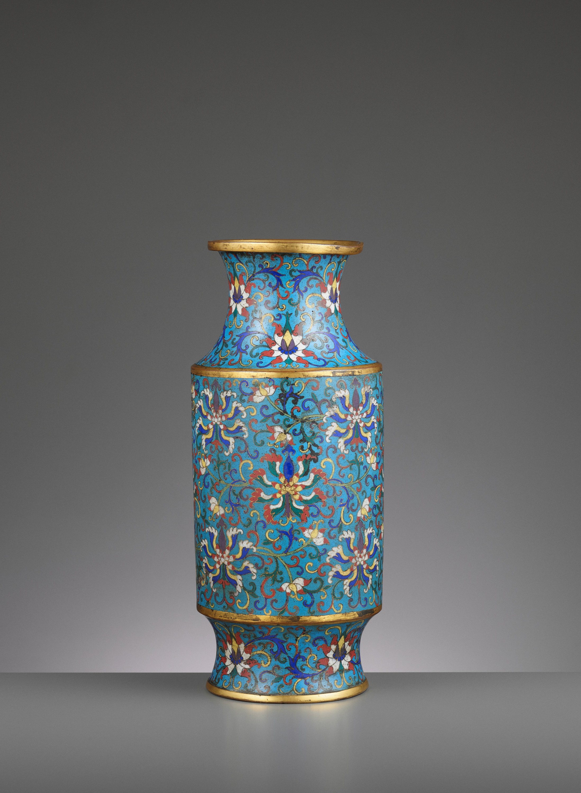 A CLOISONNE ENAMEL LANTERN VASE, JIAQING