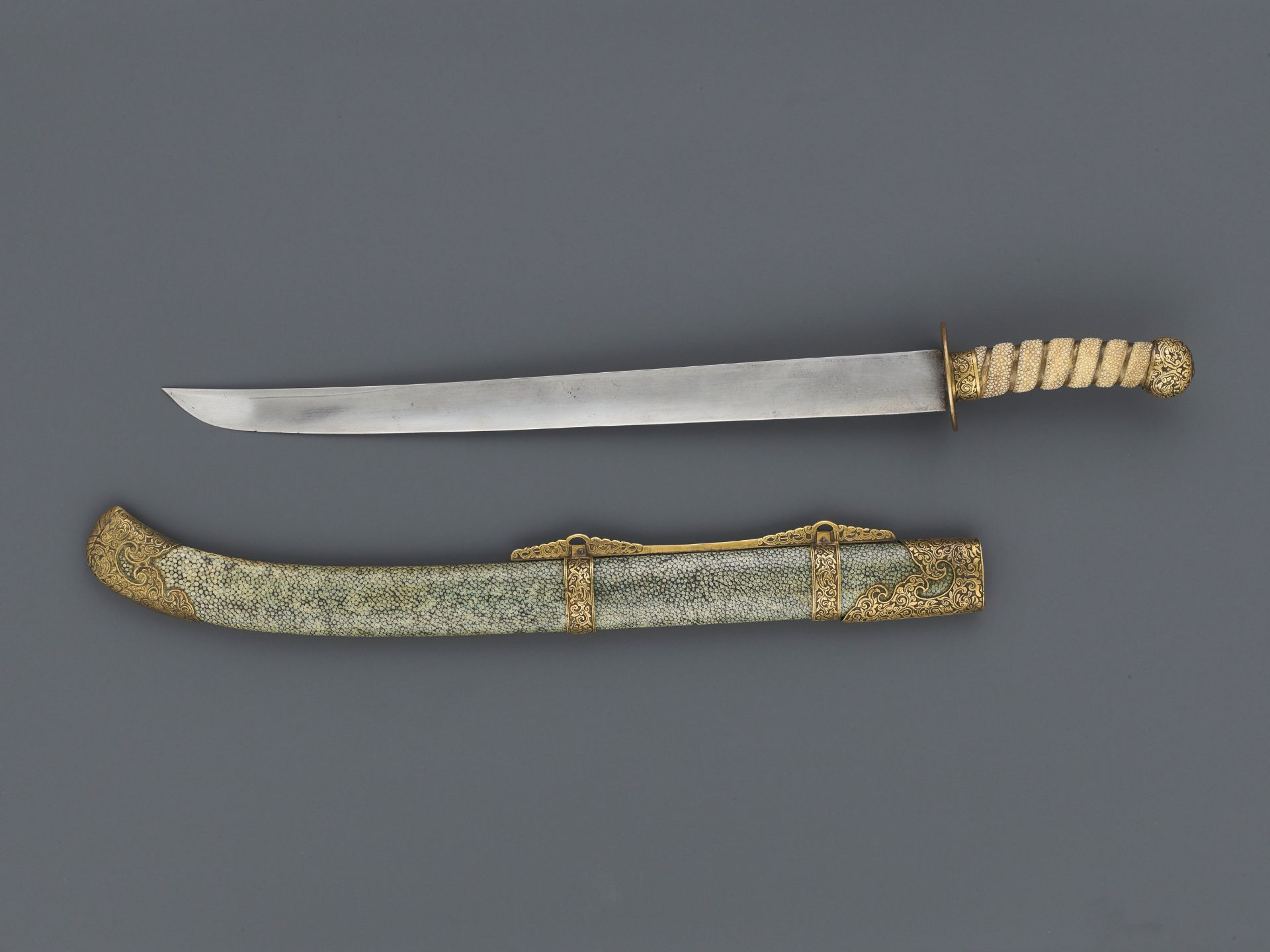 A CEREMONIAL SWORD AND SCABBARD, QING DYNASTY - Bild 5 aus 7