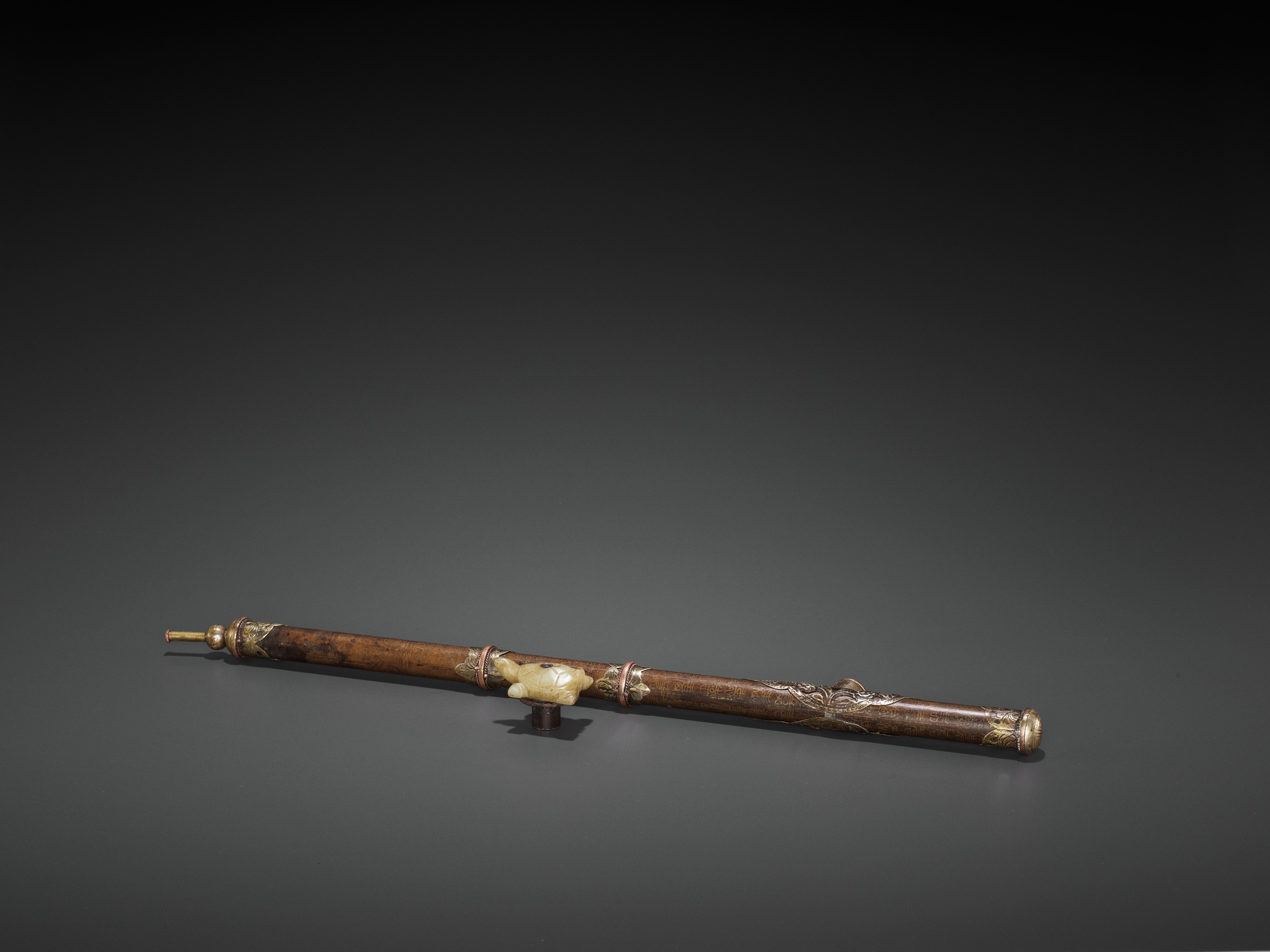 AN INSCRIBED BRONZE OPIUM PIPE WITH SILVER AND COPPER FITTINGS, LATE QING TO REPUBLIC - Image 7 of 8