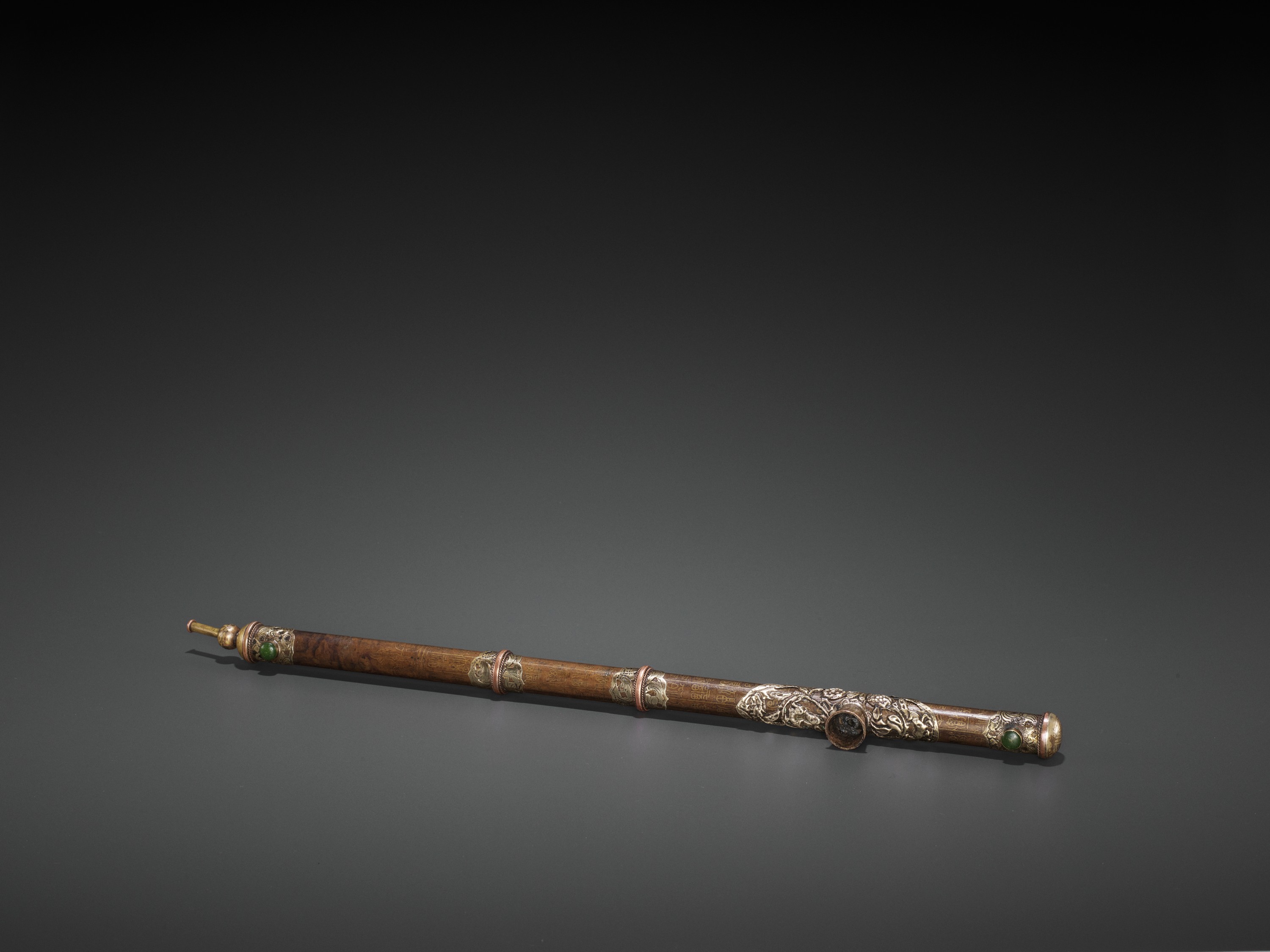 AN INSCRIBED BRONZE OPIUM PIPE WITH SILVER AND COPPER FITTINGS, LATE QING TO REPUBLIC - Image 6 of 8