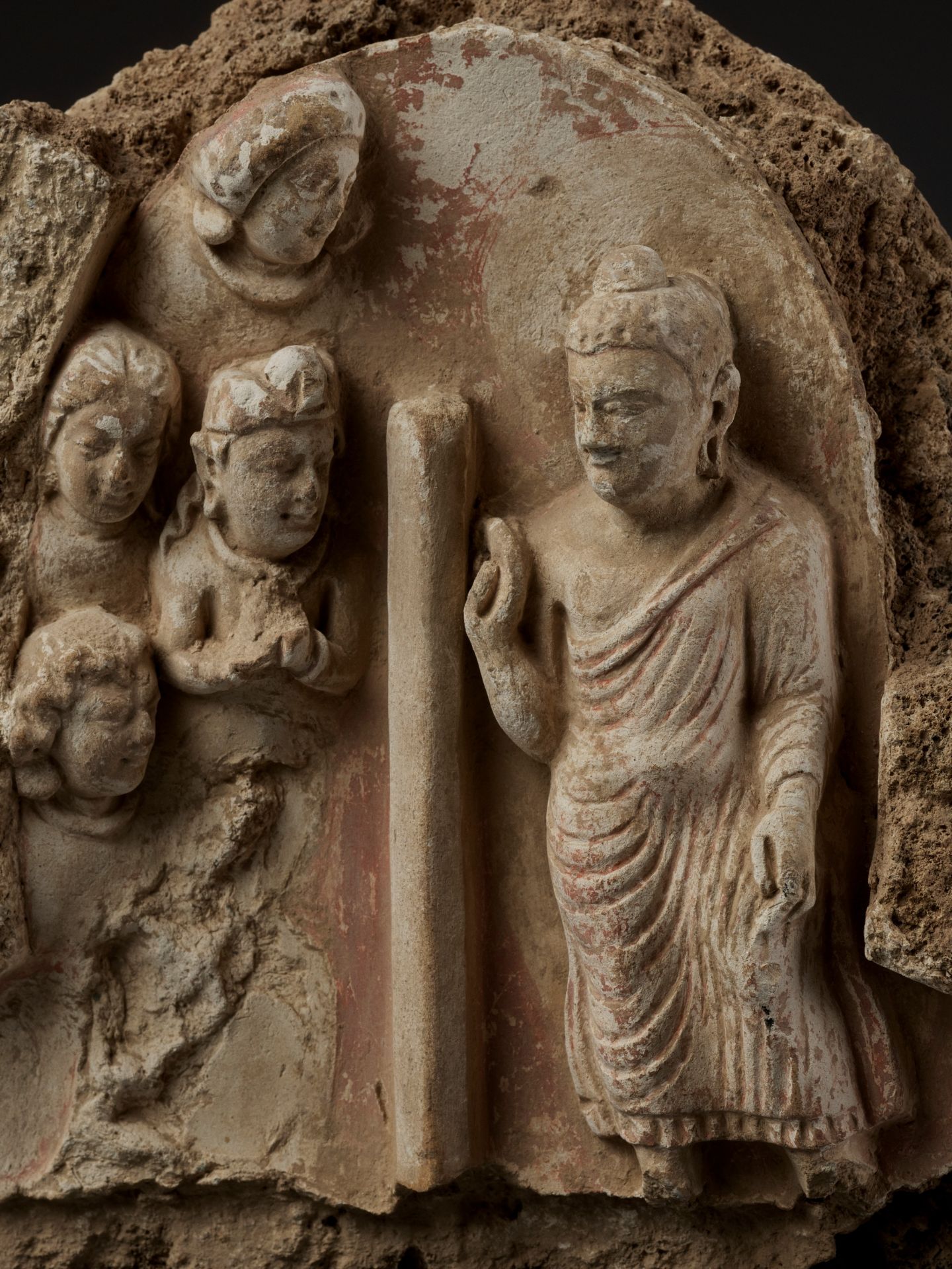 A GANDHARA STUCCO RELIEF OF BUDDHA, TEACHING HIS DISCIPLES - Image 4 of 7