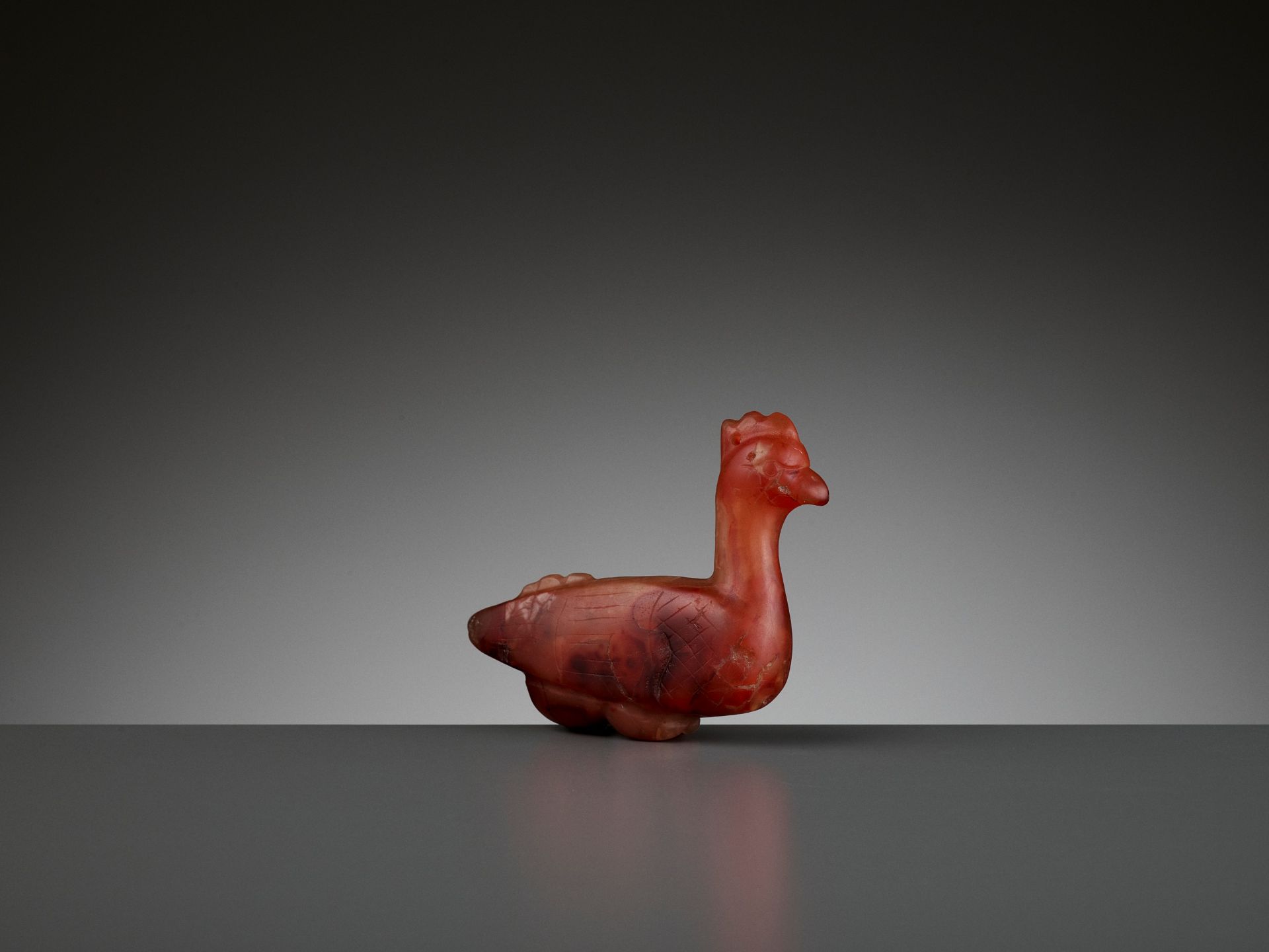 A CARNELIAN 'ROOSTER' PENDANT, 1ST MILLENNIUM AD - Bild 3 aus 8