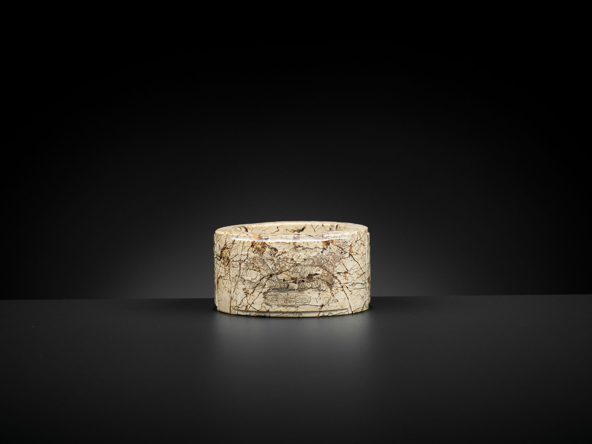 AN IVORY JADE BANGLE, LIANGZHU CULTURE - Image 7 of 11