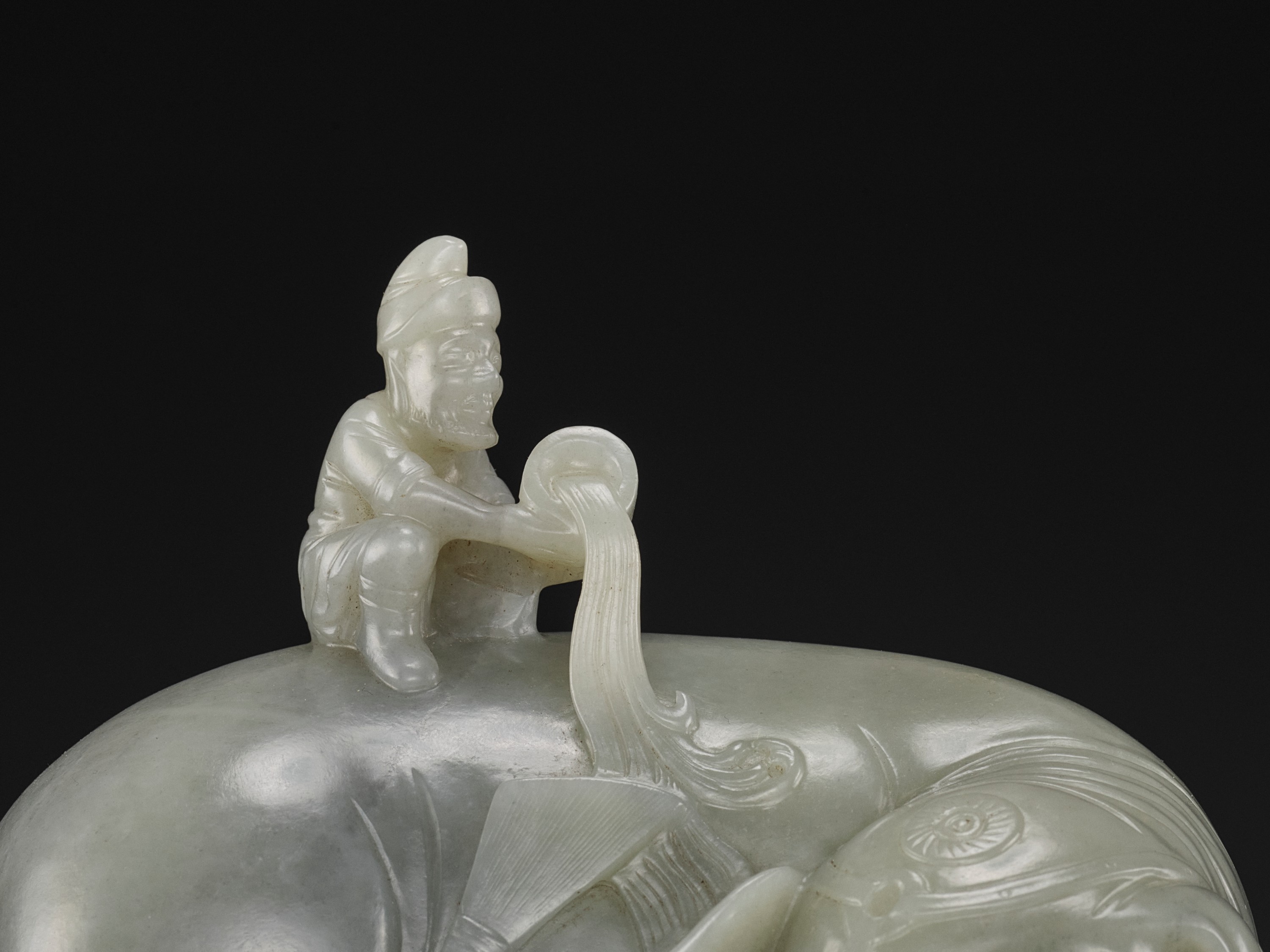 A CELADON JADE 'WASHING THE ELEPHANT' CARVING, QING - Image 2 of 12