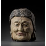 A LARGE PAINTED WOOD HEAD OF A LUOHAN WITH EYES OF BANDED AGATE, LATE SONG TO MID-MING