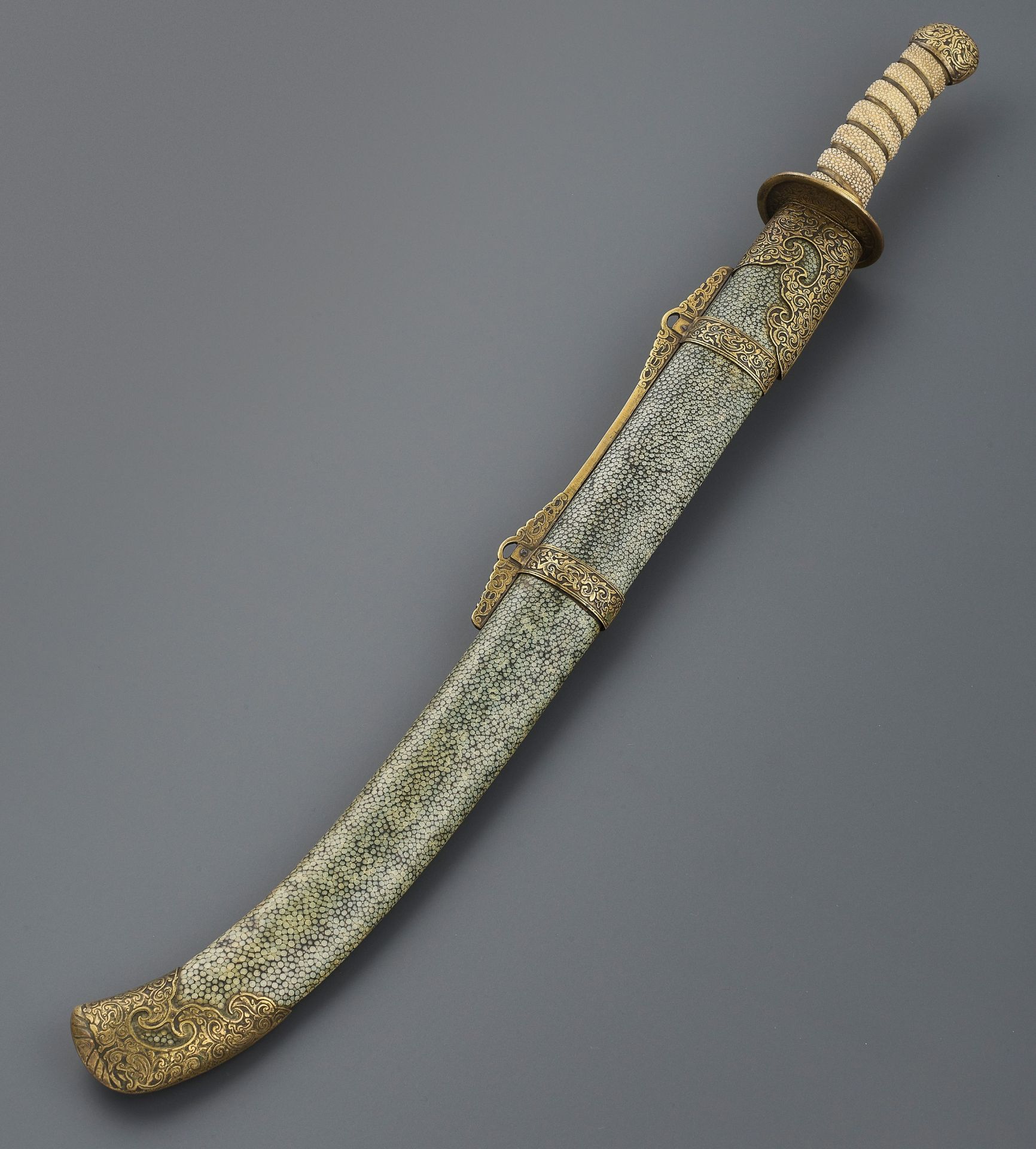 A CEREMONIAL SWORD AND SCABBARD, QING DYNASTY - Bild 2 aus 7