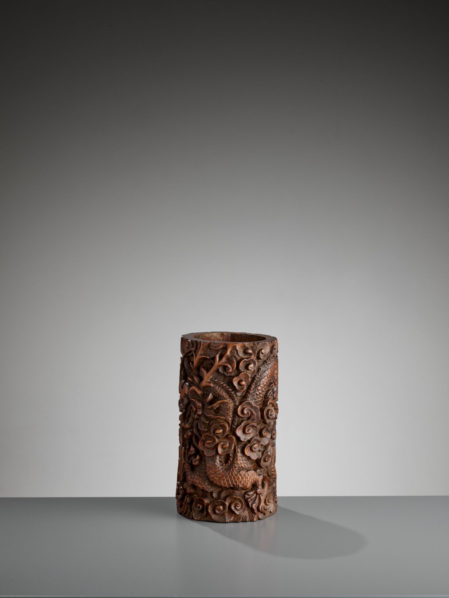 A BAMBOO 'DRAGON' BRUSH POT, BITONG, QING - Image 2 of 9