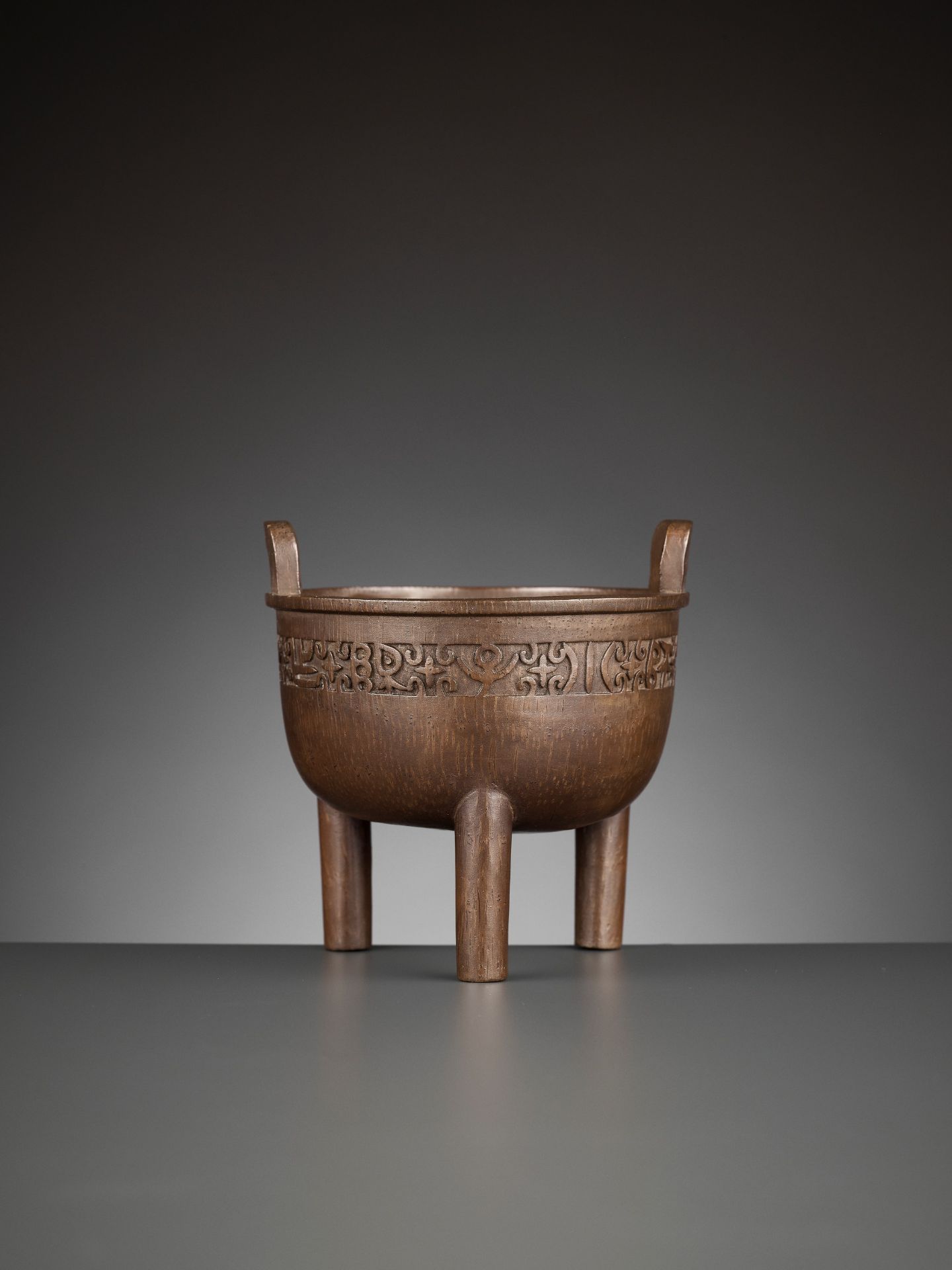 A SUPERB ARCHAISTIC DING CENSER BY KANO TESSAI, DATED 1914