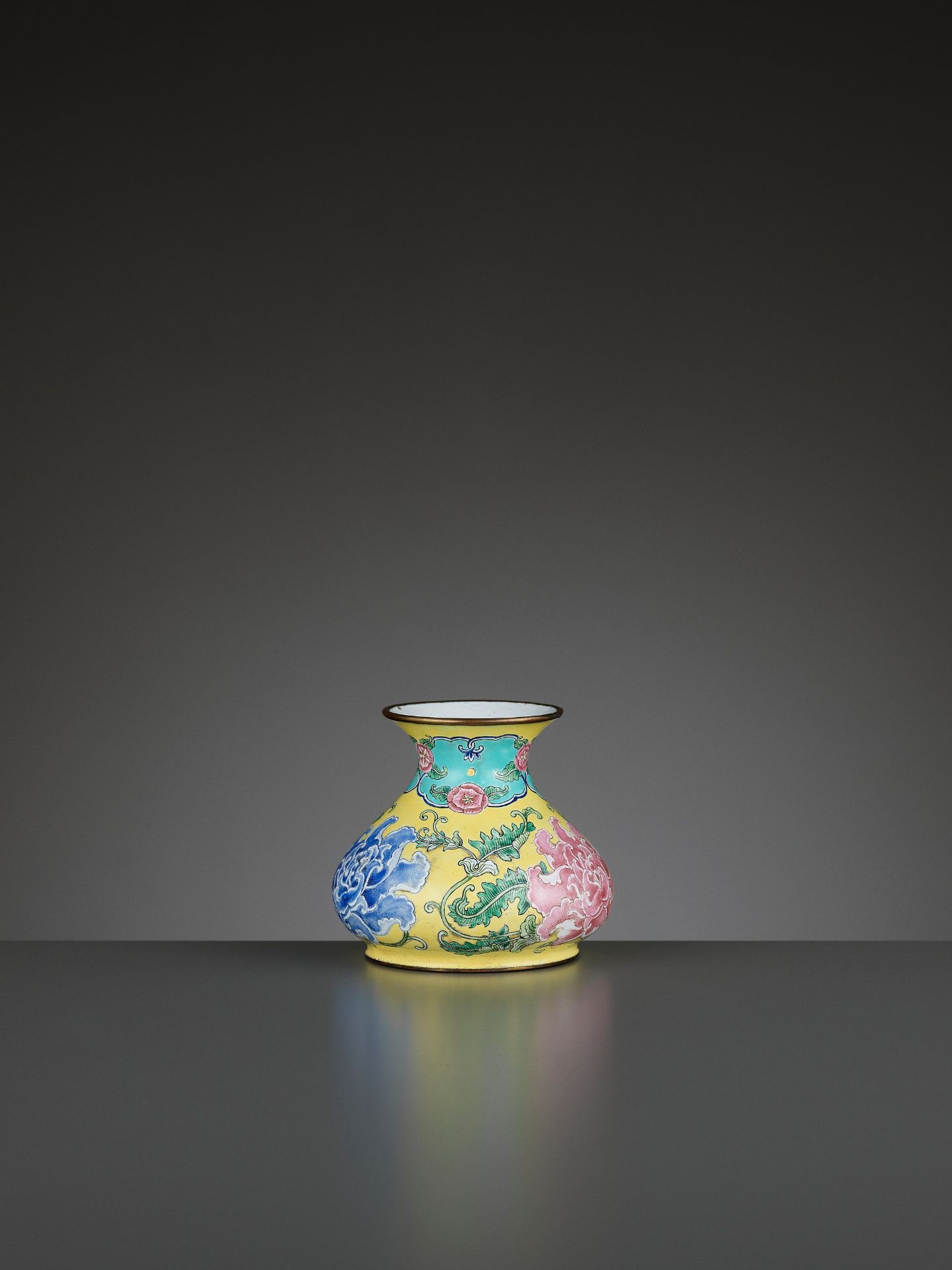 A BEIJING ENAMEL ON COPPER 'PEONIES' WATER POT, QIANLONG MARK AND PERIOD - Image 7 of 11