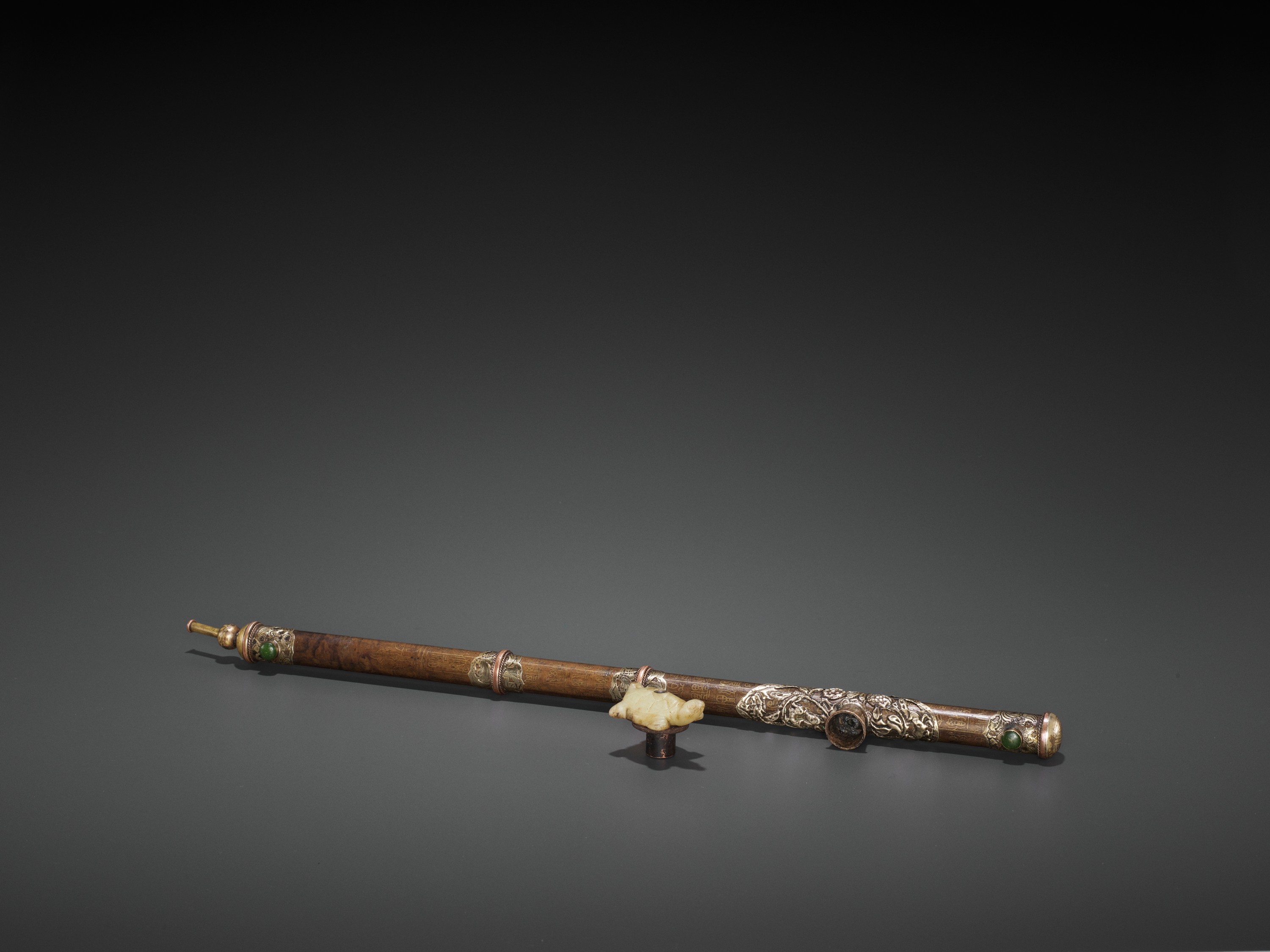 AN INSCRIBED BRONZE OPIUM PIPE WITH SILVER AND COPPER FITTINGS, LATE QING TO REPUBLIC - Image 5 of 8