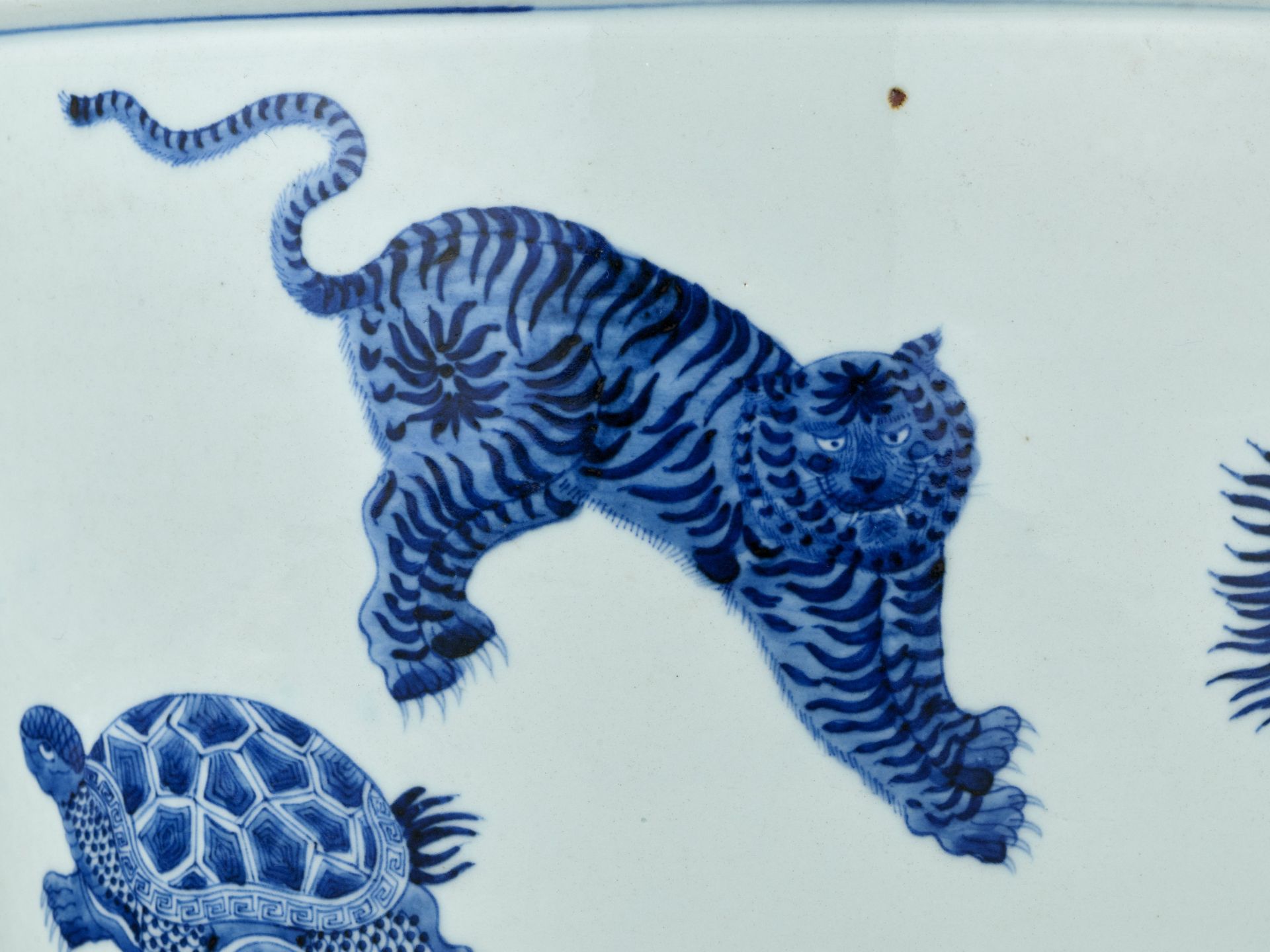 A MASSIVE BLUE AND WHITE 'FIVE MYTHICAL BEASTS' JARDINIERE, QING DYNASTY - Image 7 of 12
