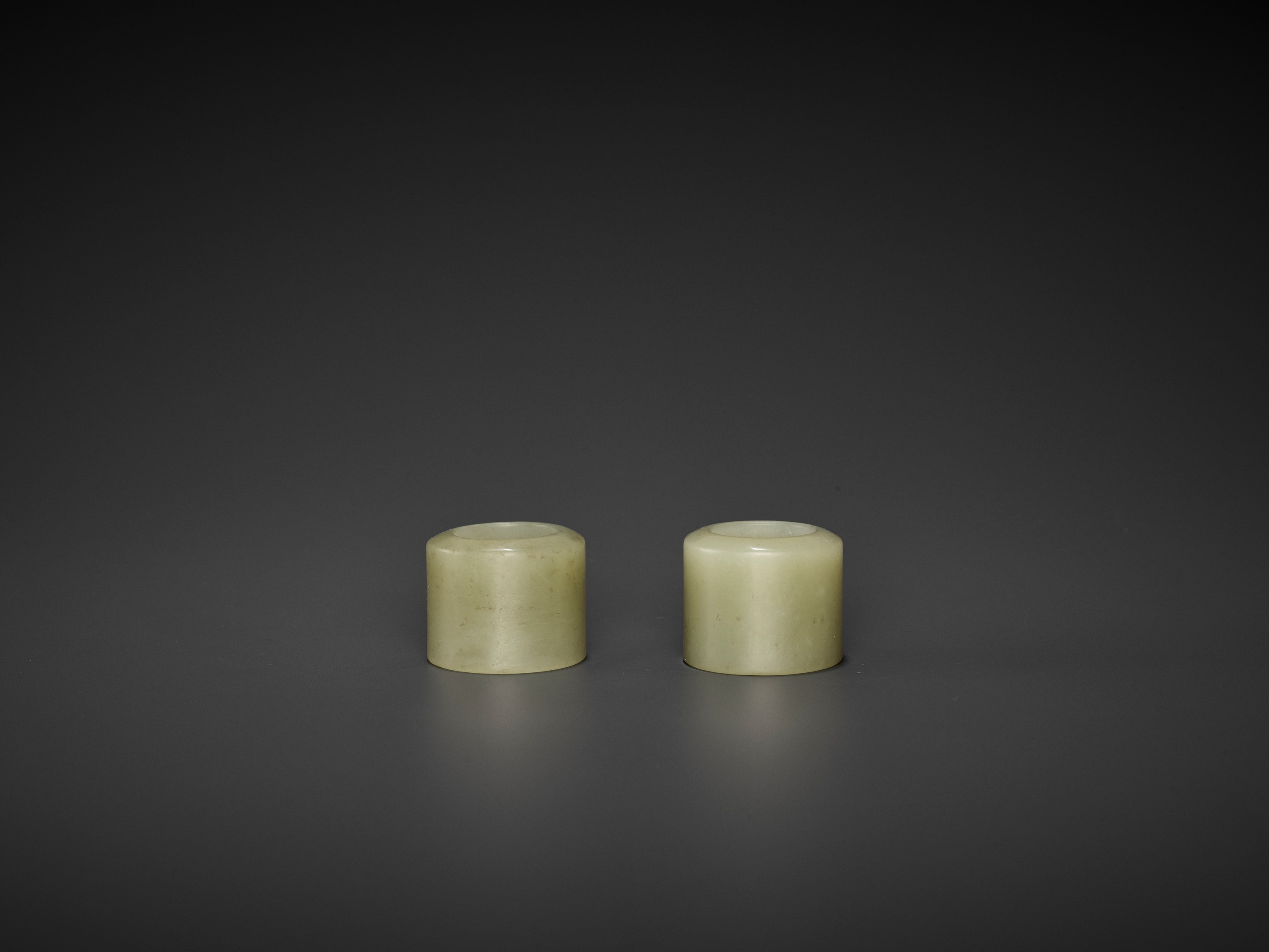 A PAIR OF CELADON JADE ARCHER'S RINGS, QING DYNASTY - Image 2 of 9