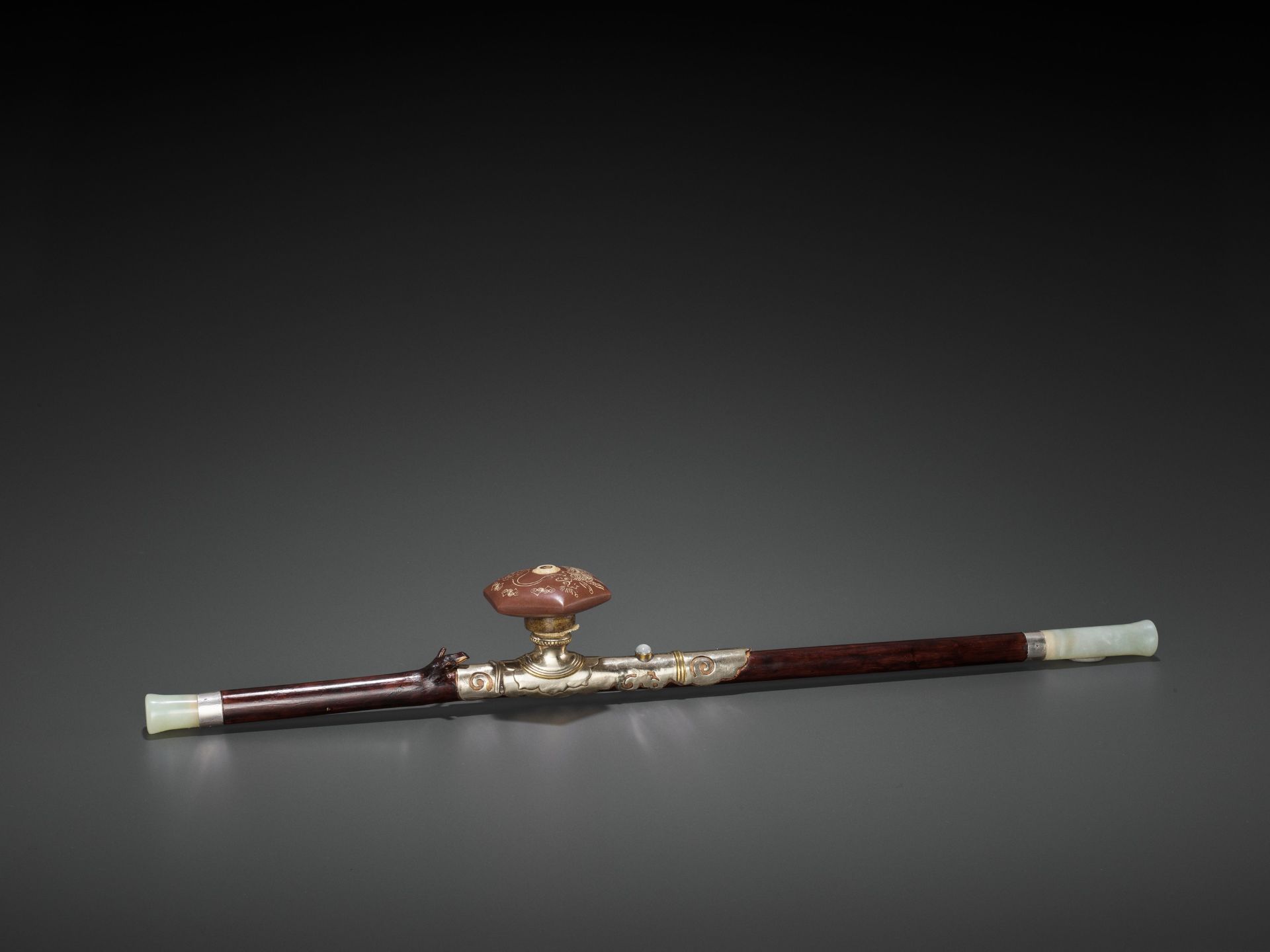 A BAMBOO OPIUM PIPE WITH HARDSTONE, SILVER AND YIXING CERAMIC FITTINGS, LATE QING TO REPUBLIC - Image 2 of 10