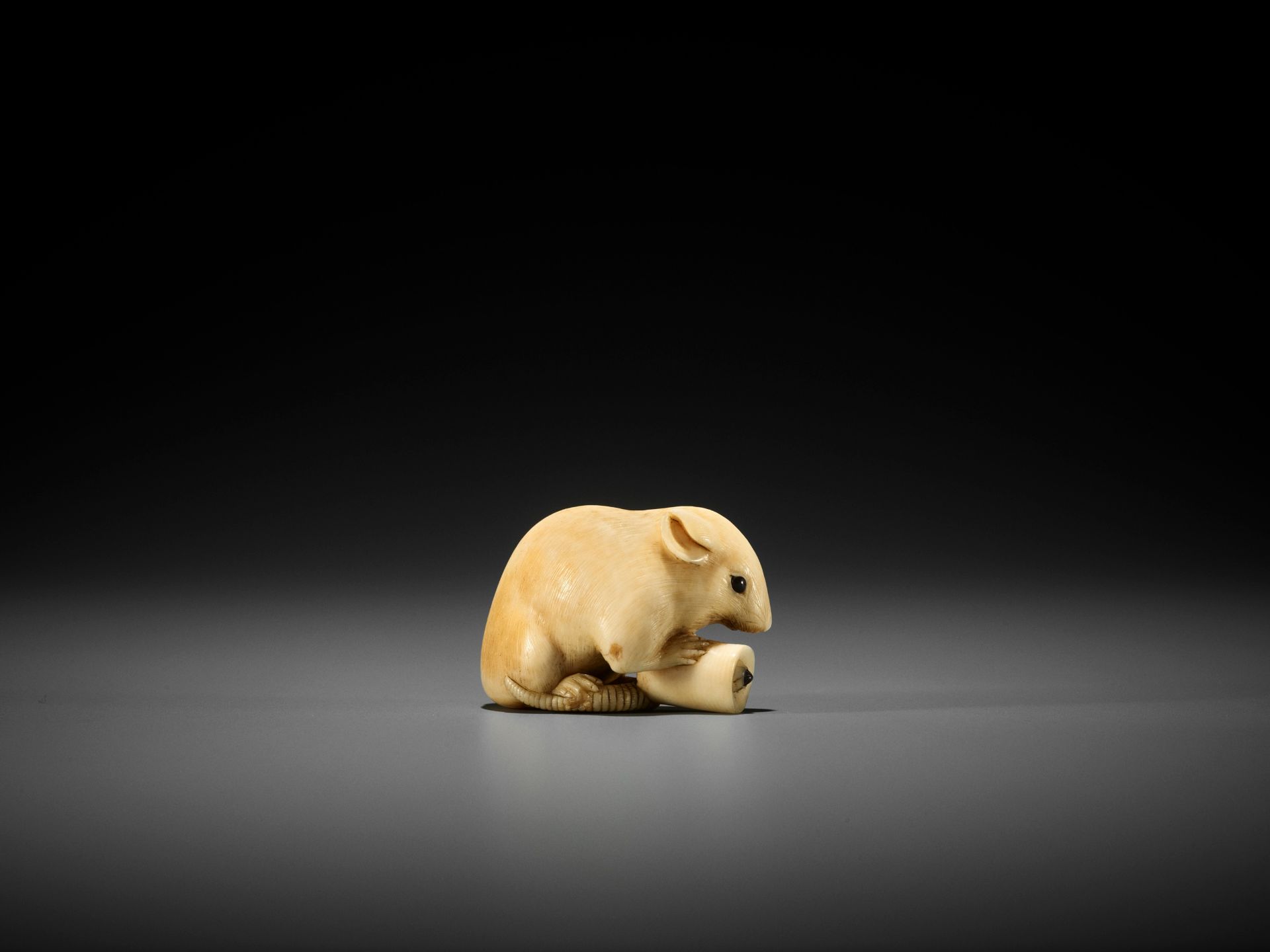 OKATOMO: A FINE IVORY NETSUKE OF A RAT WITH CANDLE - Image 7 of 11