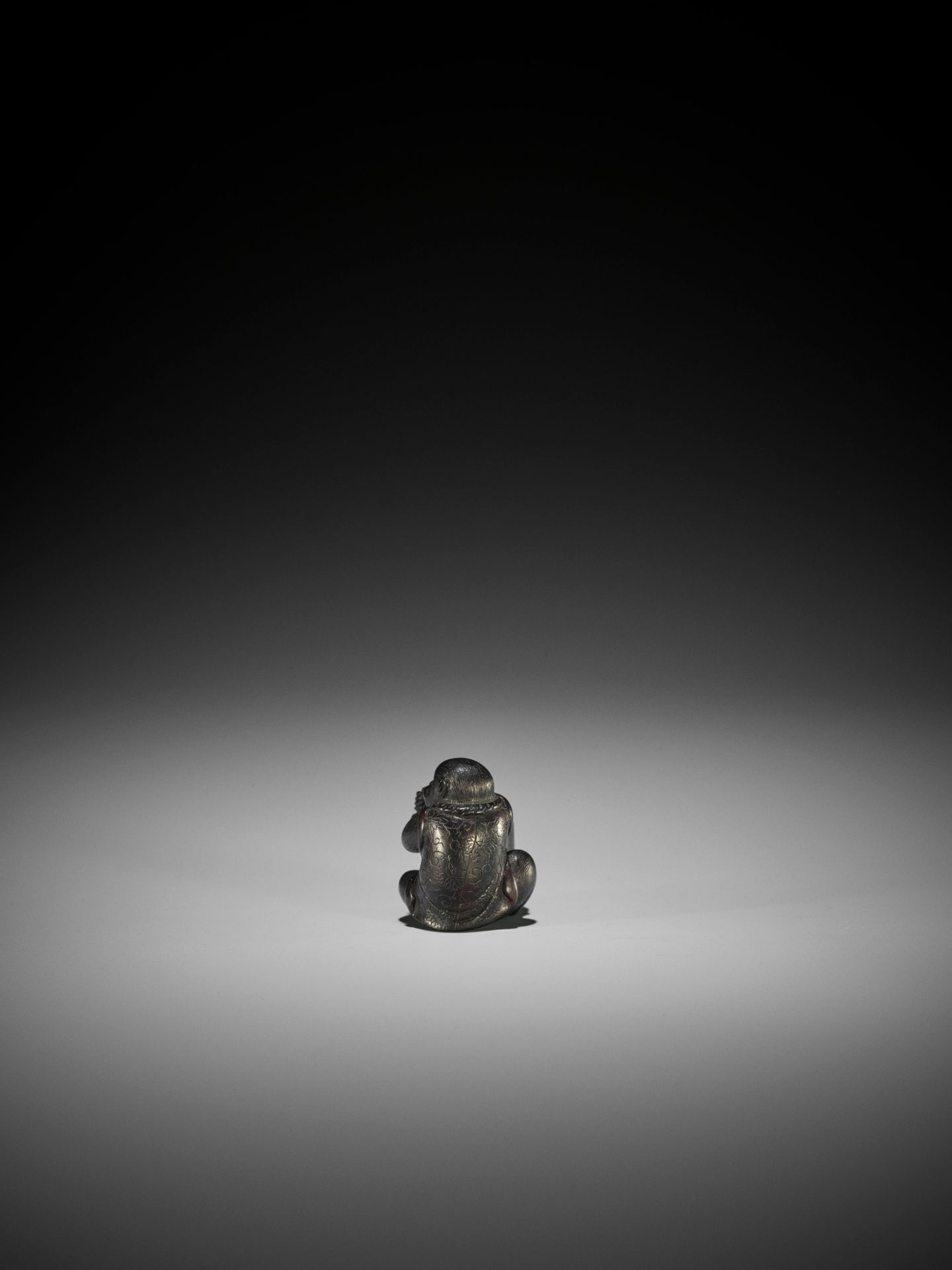 OKATOMO: A RARE SHITAN WOOD NETSUKE OF A MONKEY - Image 7 of 9