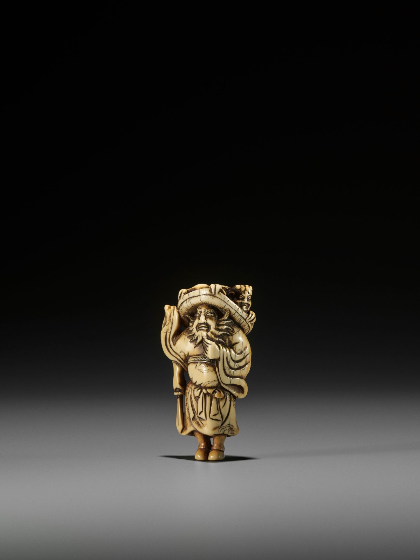 A POWERFUL KYOTO SCHOOL IVORY NETSUKE OF SHOKI AND ONI - Image 3 of 8