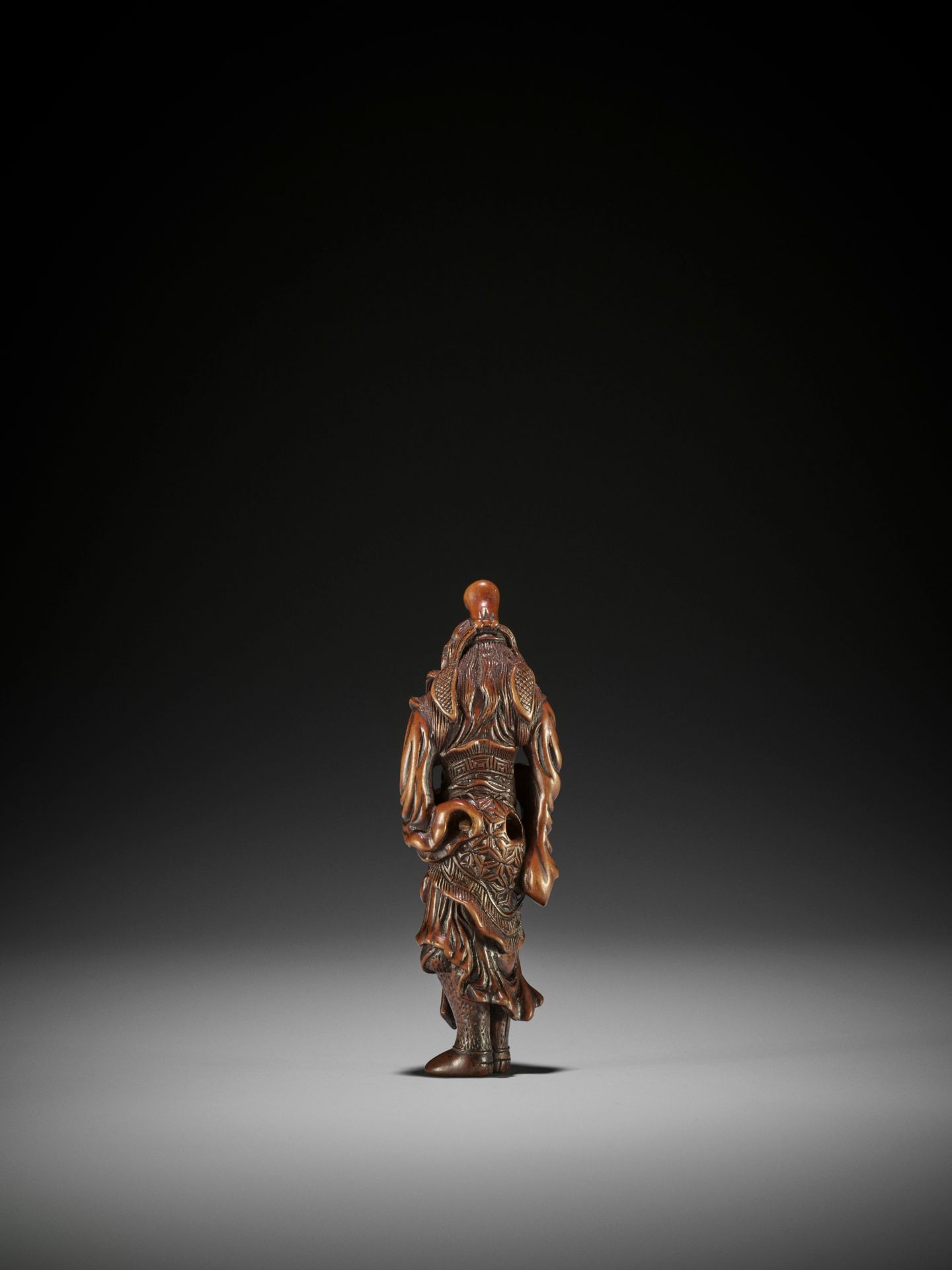 A SUPERB AND TALL WOOD NETSUKE OF SHOKI - Image 3 of 8