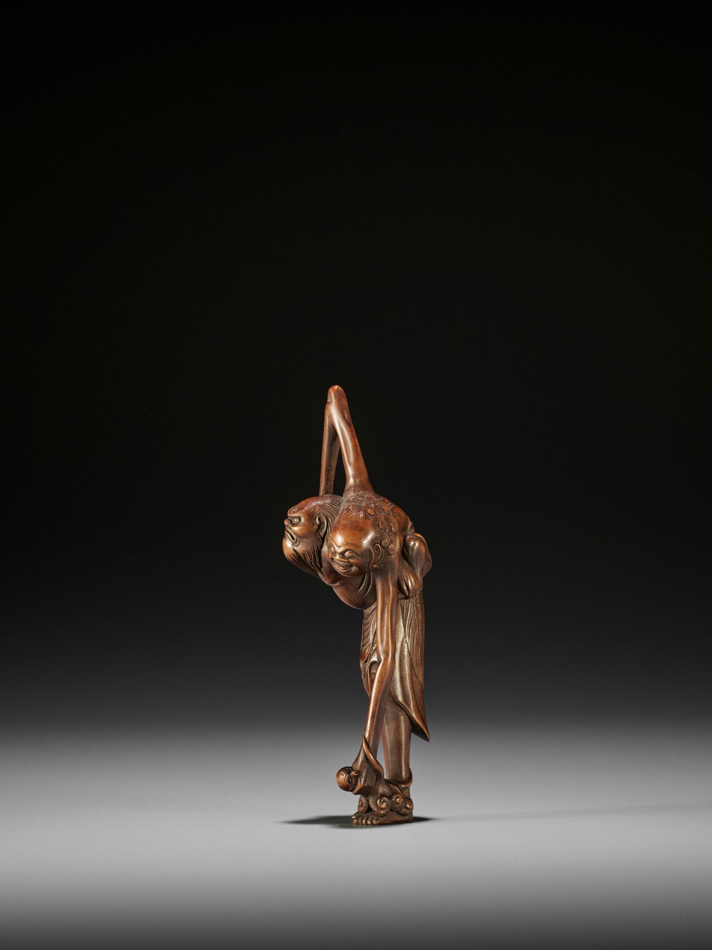 A WOOD NETSUKE OF ASHINAGA AND TENAGA FISHING - Image 9 of 11