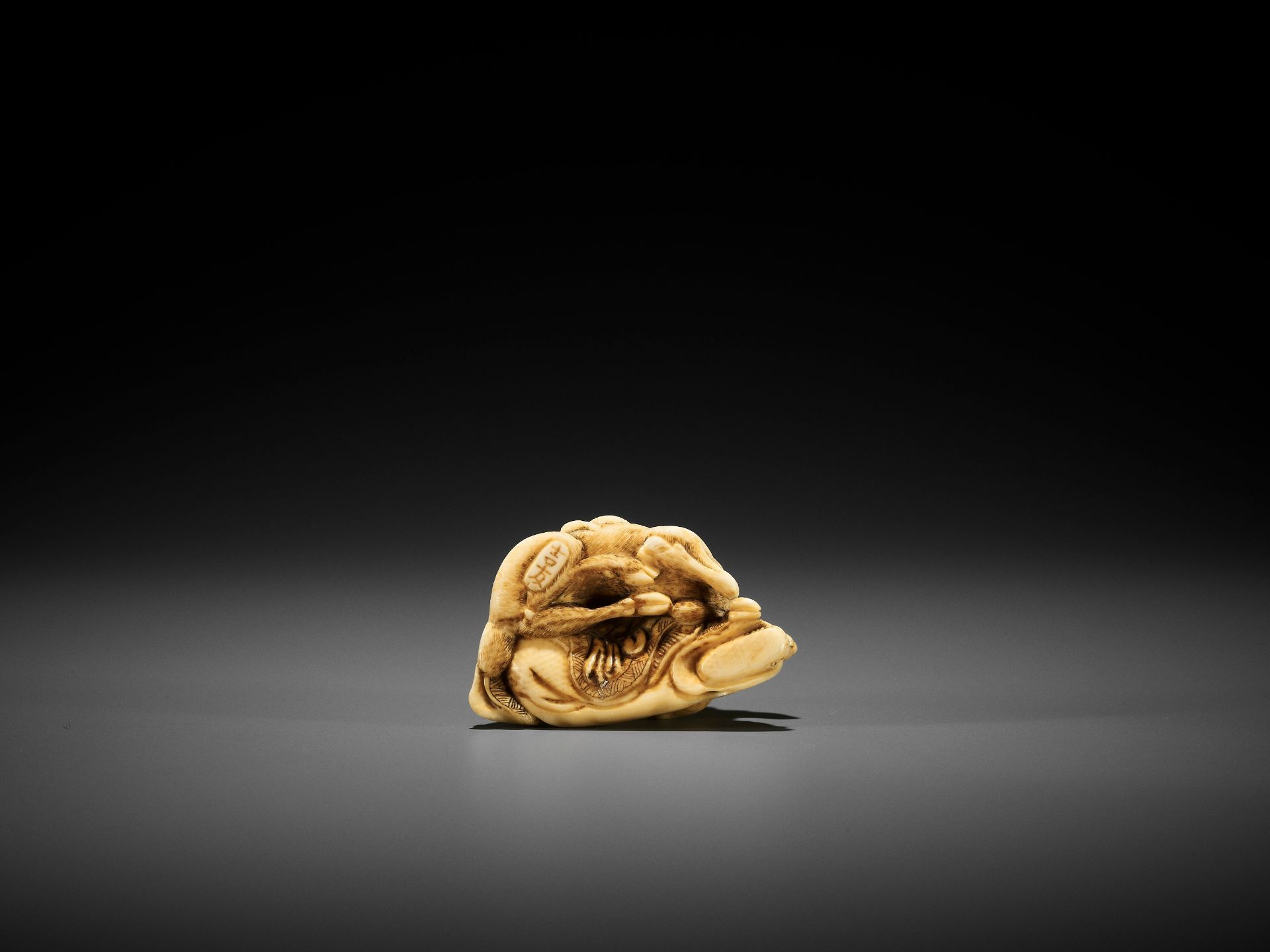 YOSHITOMO: AN IVORY NETSUKE OF JUROJIN AND DEER - Image 7 of 9