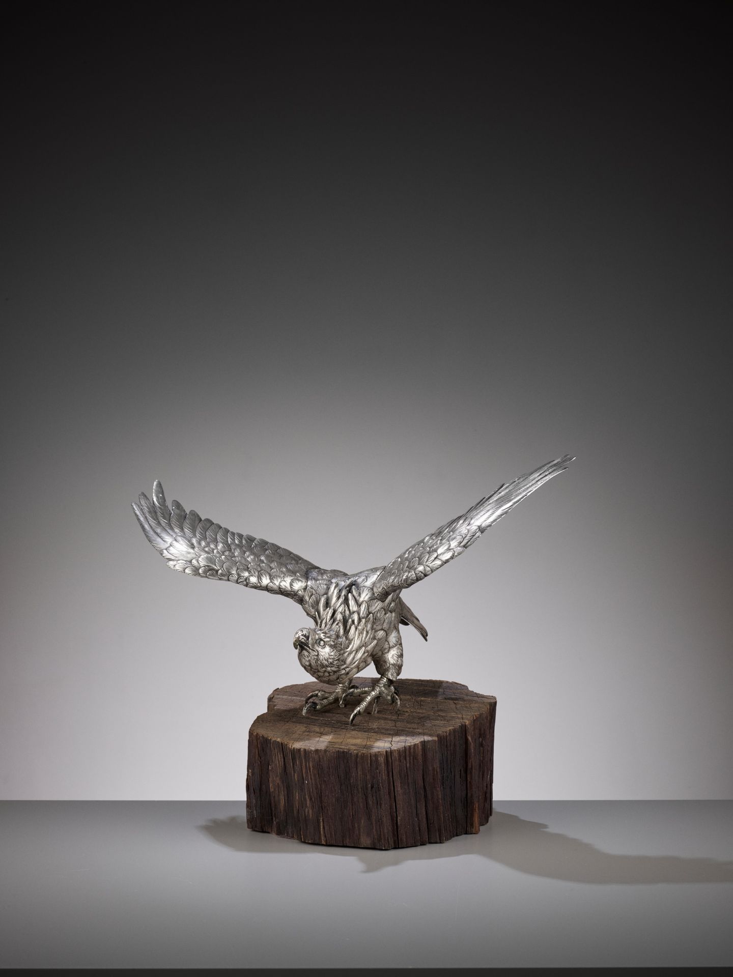 MASAMITSU: AN IMPRESSIVE SILVERED BRONZE OKIMONO OF AN EAGLE - Image 6 of 16
