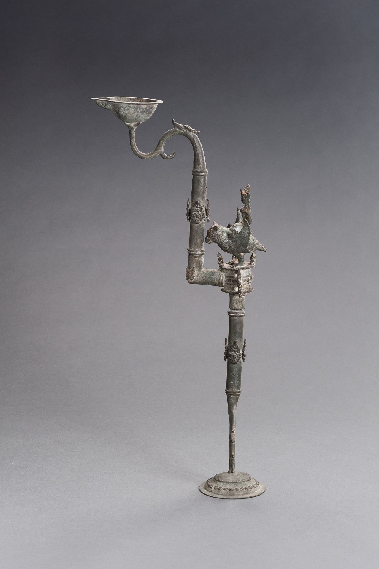 AN UNUSUAL BRONZE OIL LAMP - Image 5 of 9