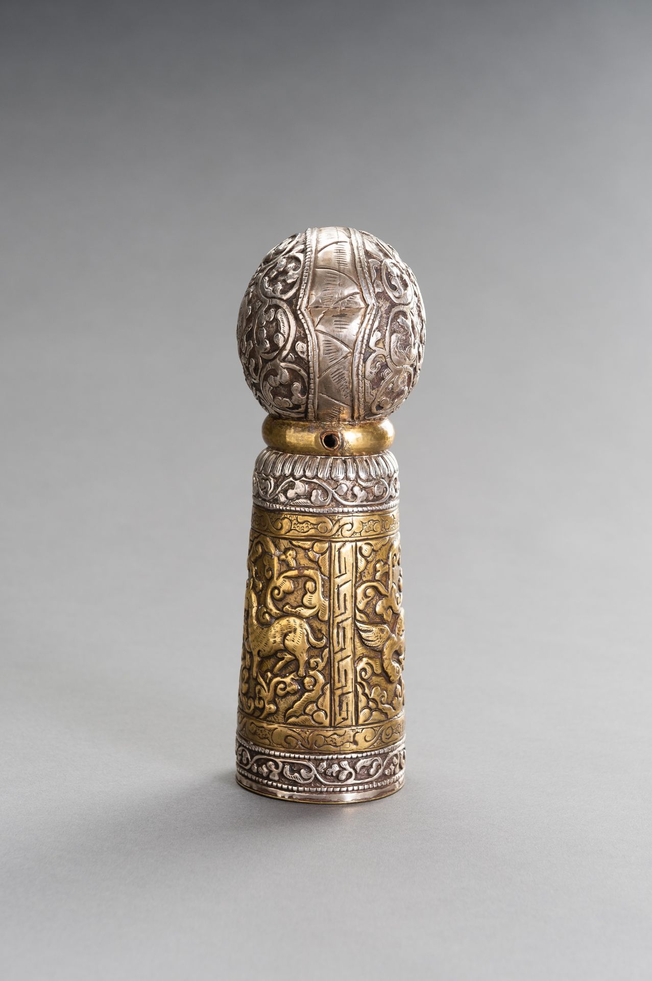 A VERY LARGE SILVER AND BRASS REPOUSSE SEAL - Image 5 of 10