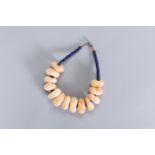 AN IMPRESSIVE AND HEAVY SAHARA DESERT AND GLASS BEADS NECKLACE