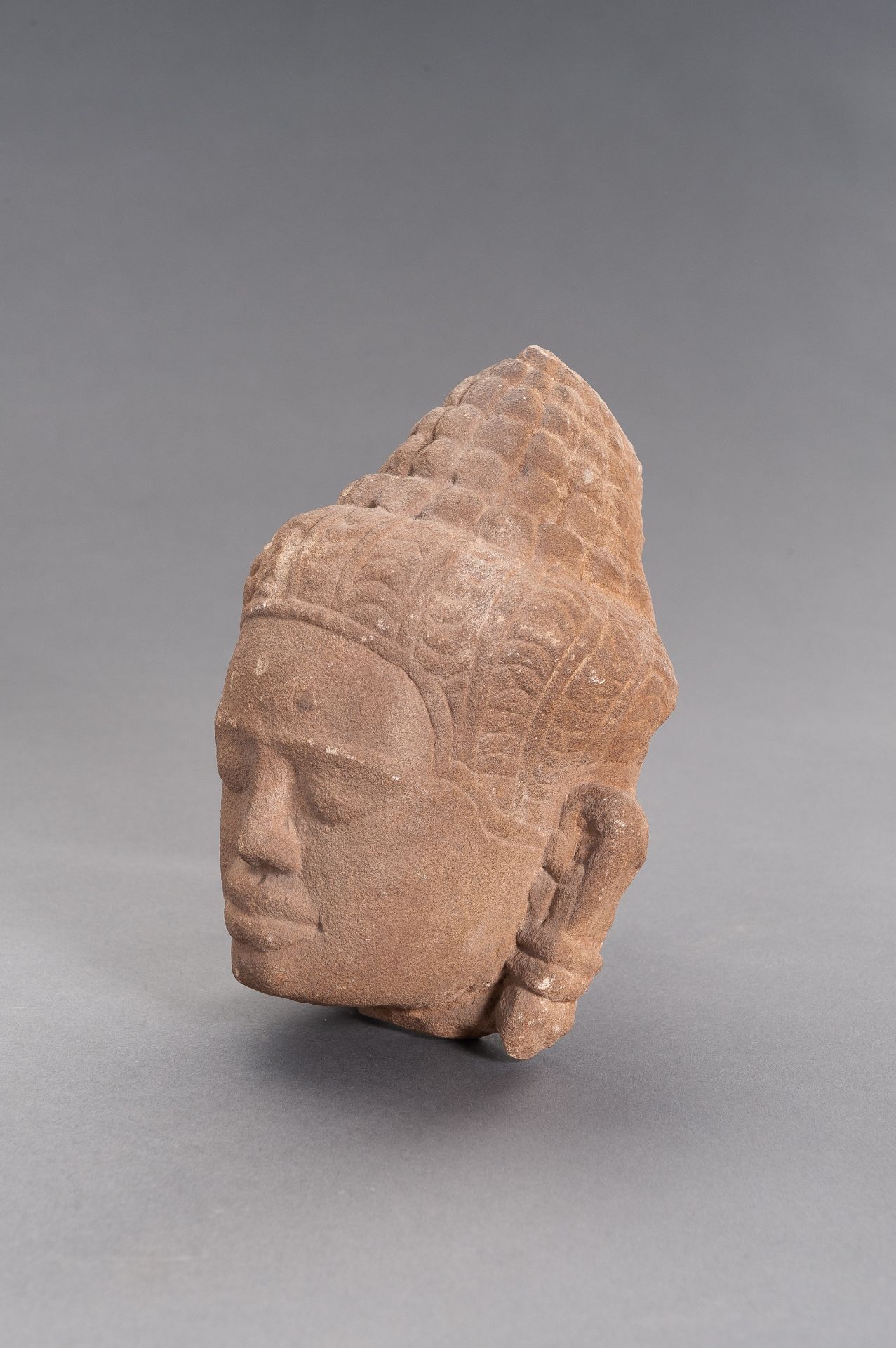 A KHMER SANDSTONE HEAD OF BUDDHA - Image 3 of 8