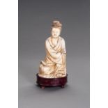 A MING-STYLE IVORY FIGURE OF GUANYIN, QING DYNASTY