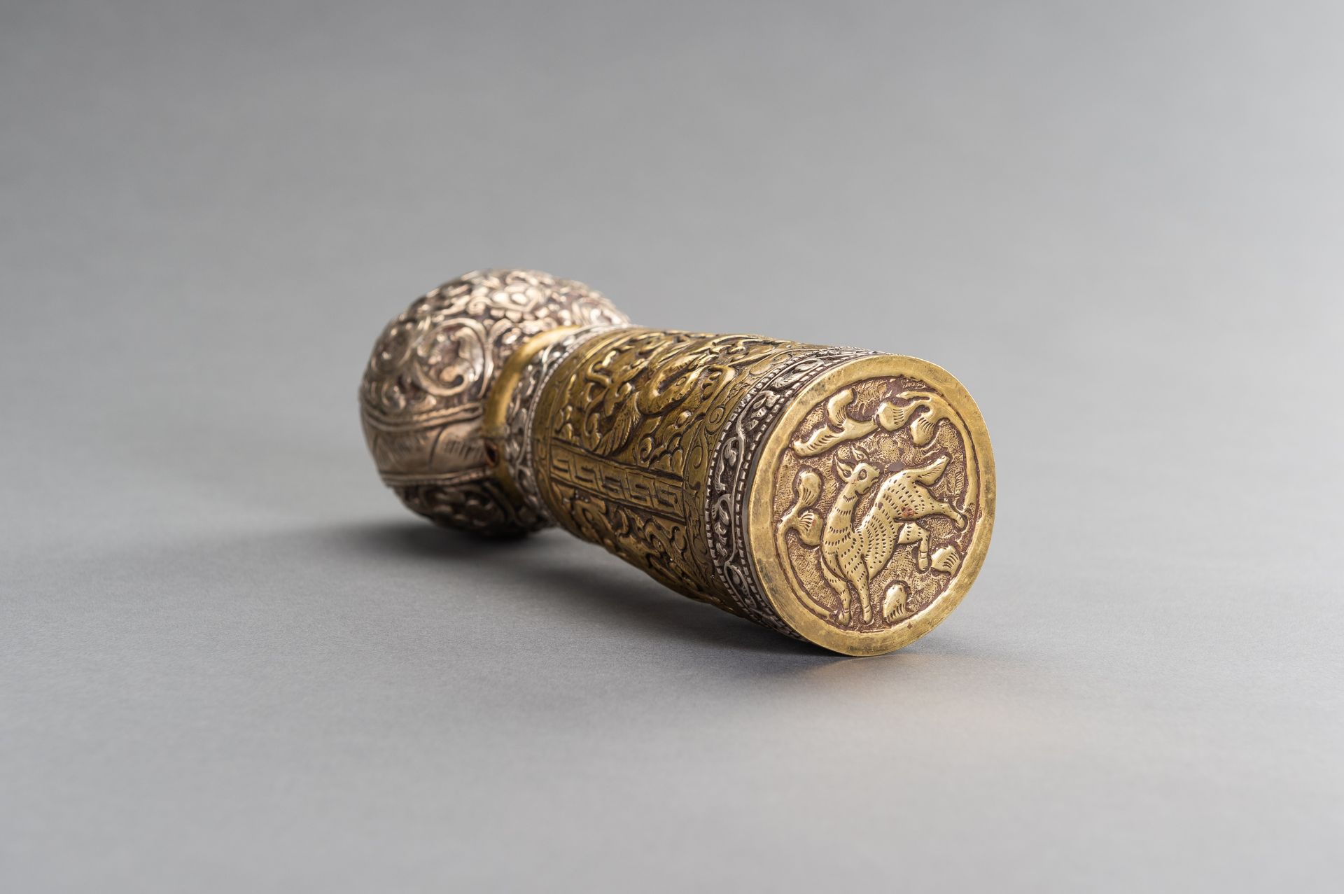 A VERY LARGE SILVER AND BRASS REPOUSSE SEAL - Image 8 of 10