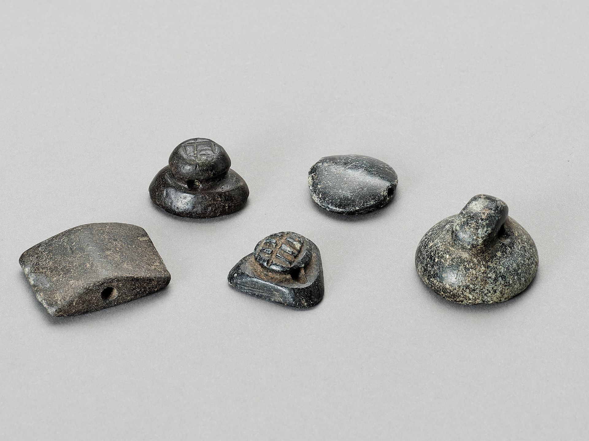 SIX NEAR EAST STONE SEALS - Image 4 of 4