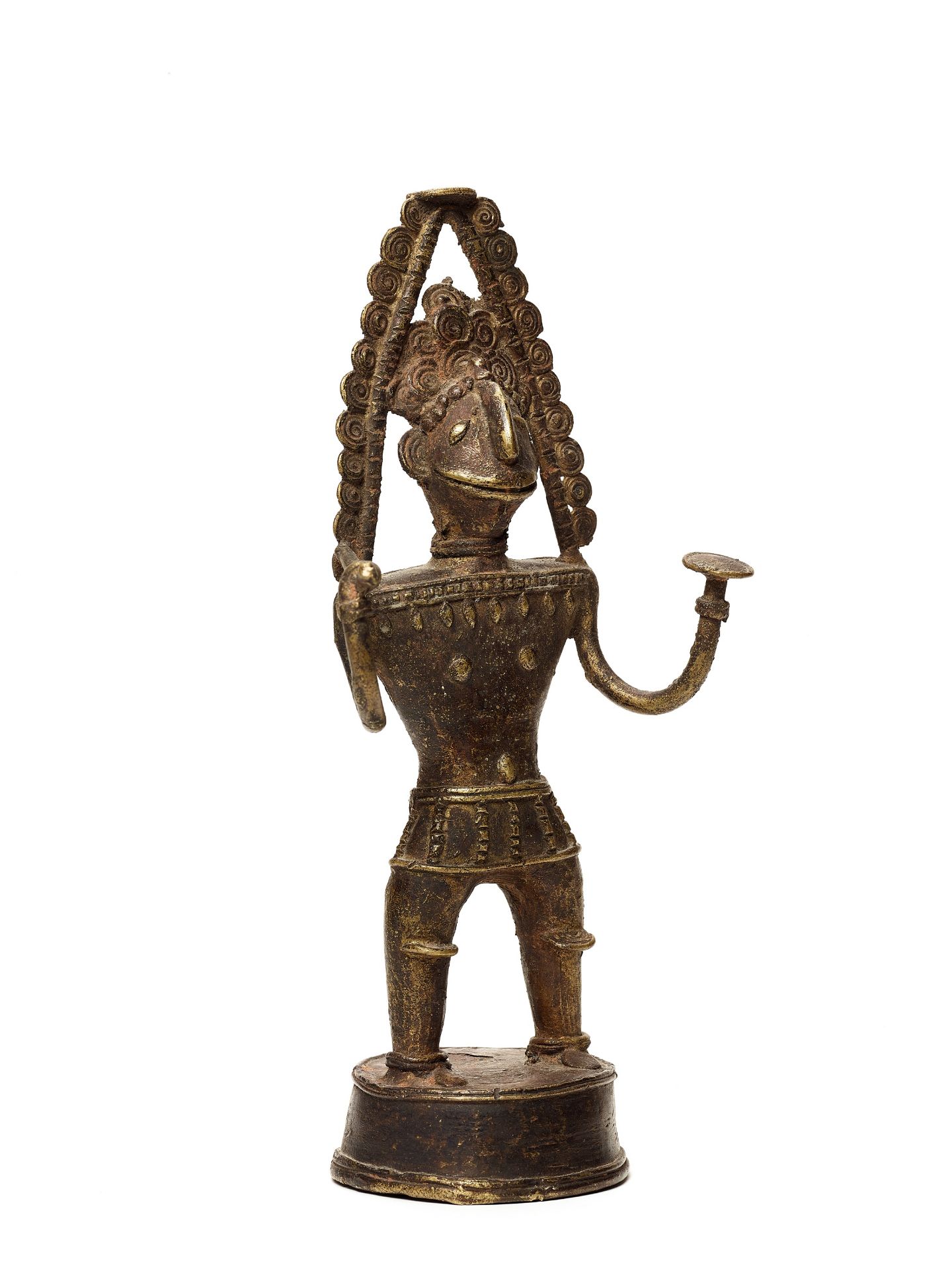 AN EXCEPTIONAL BASTAR BRONZE OF A DEITY WITH SCEPTRE AND VESSEL - Image 2 of 4