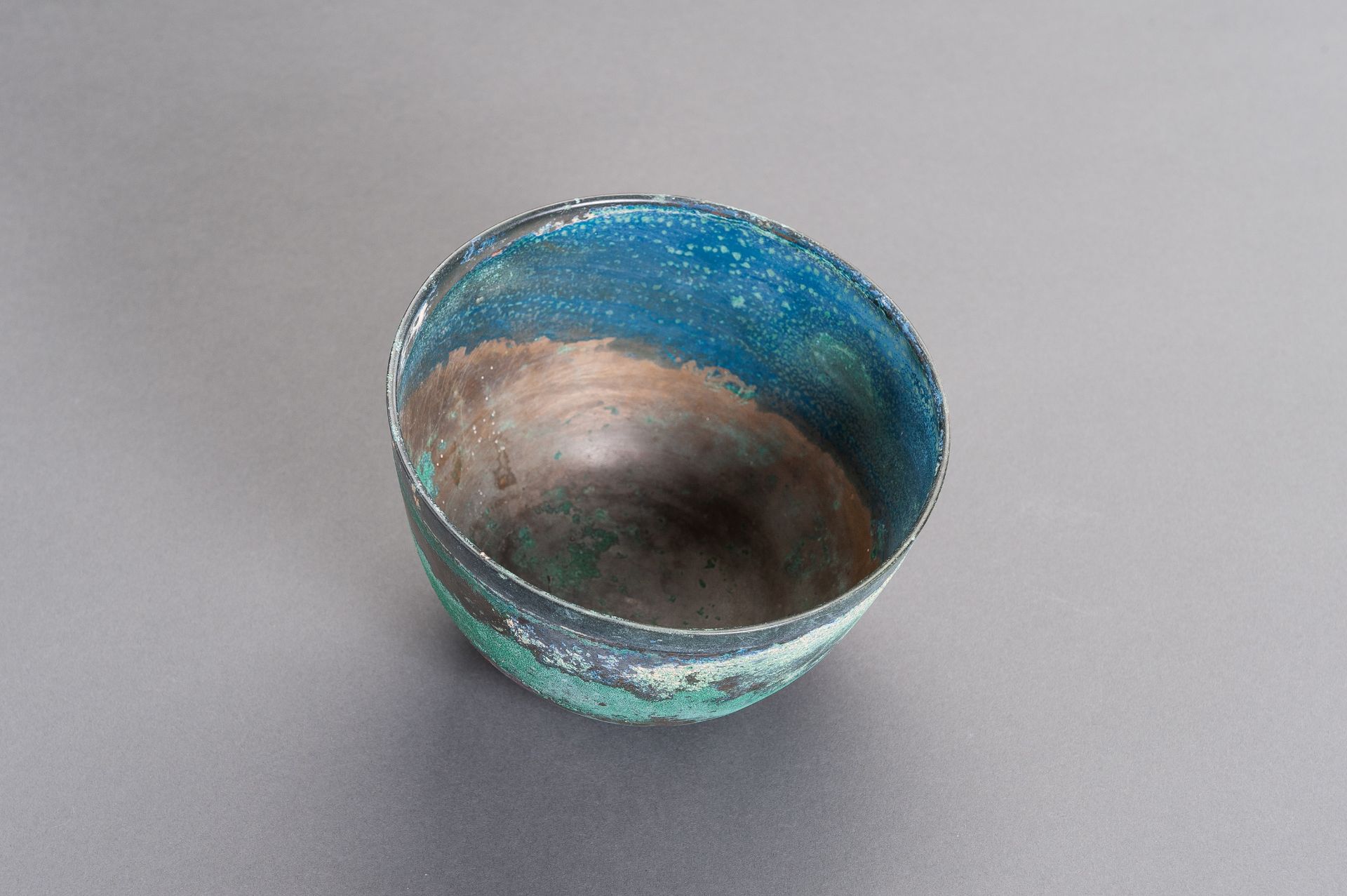 A CHINESE BRONZE BOWL, HAN - Image 7 of 9