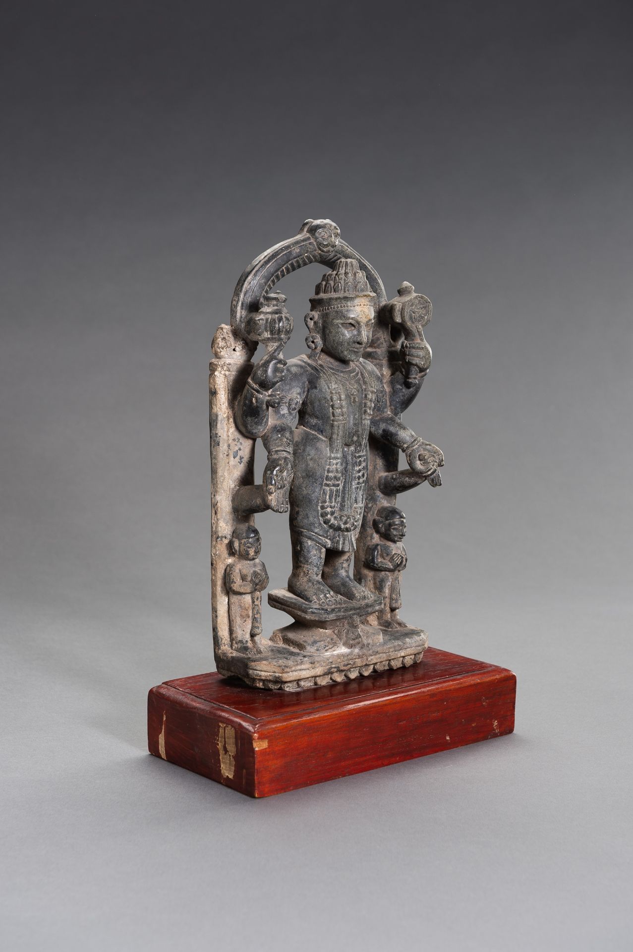 A CHOLA STYLE STONE FIGURE OF VISHNU - Image 3 of 9