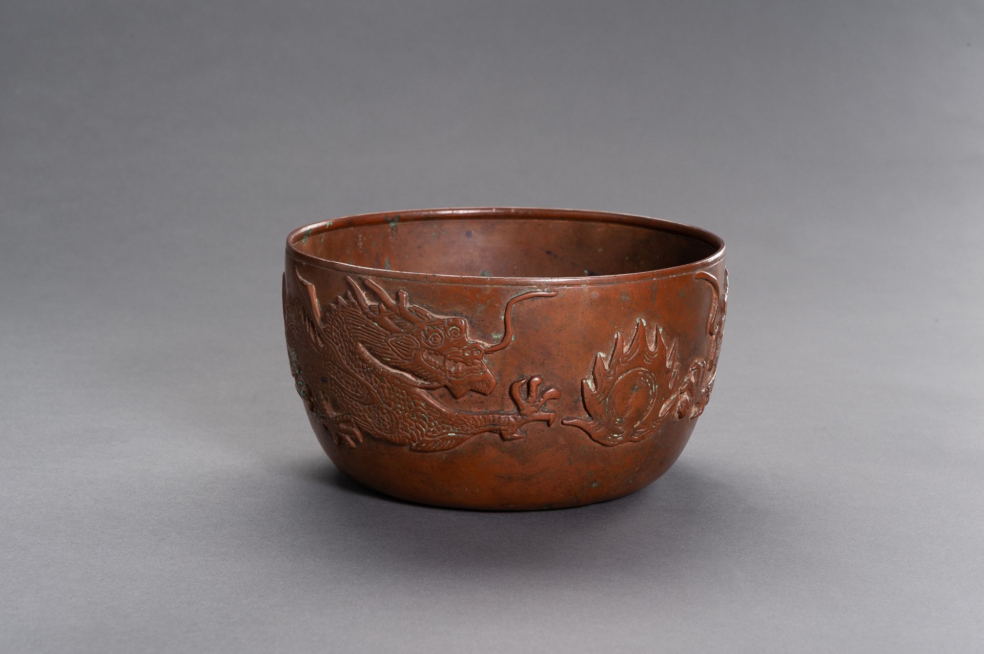 A RITUAL COPPER 'DRAGON' BOWL - Image 2 of 9