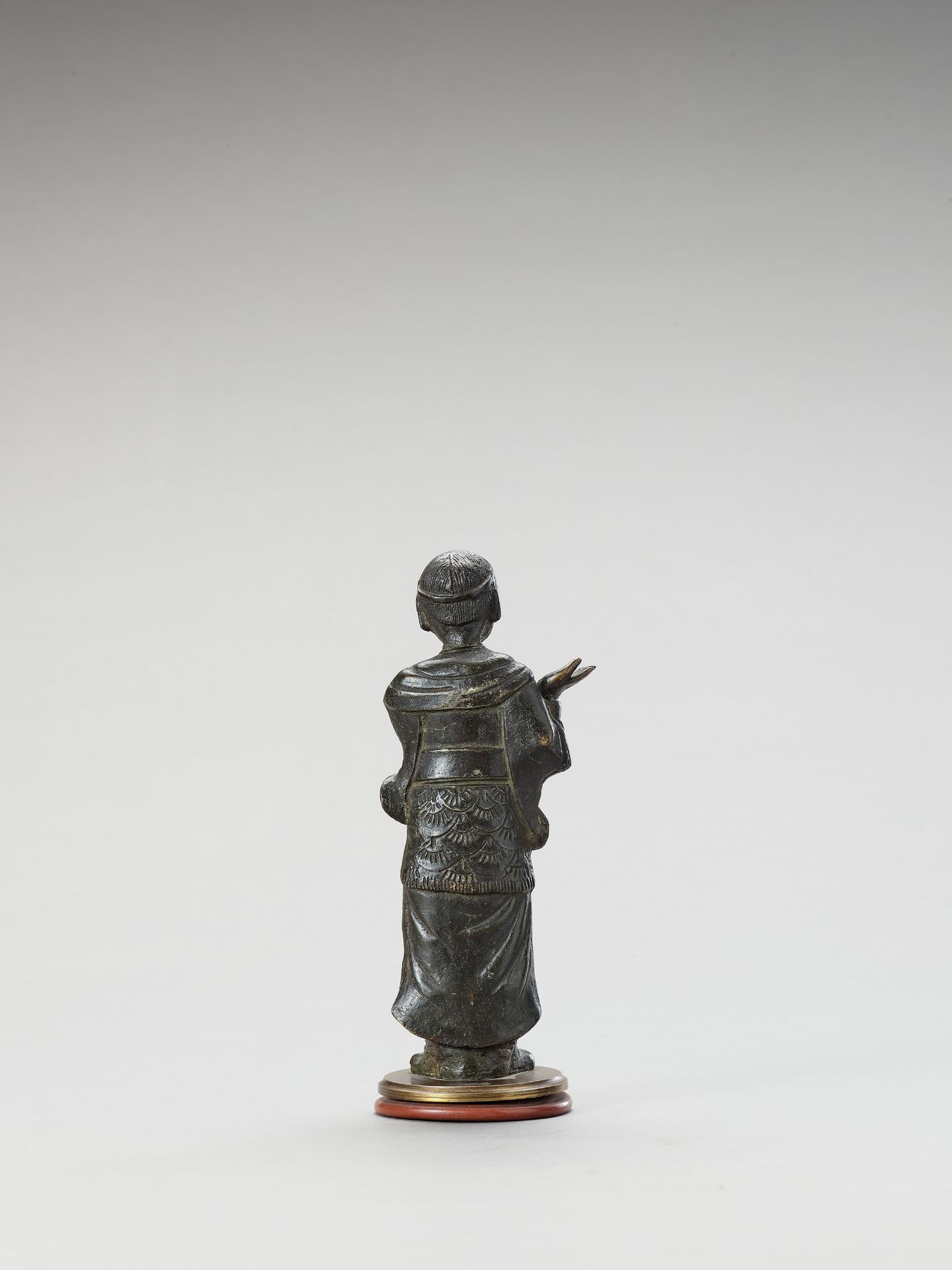 A BRONZE FIGURE OF A LUOHAN, MING - Image 3 of 5