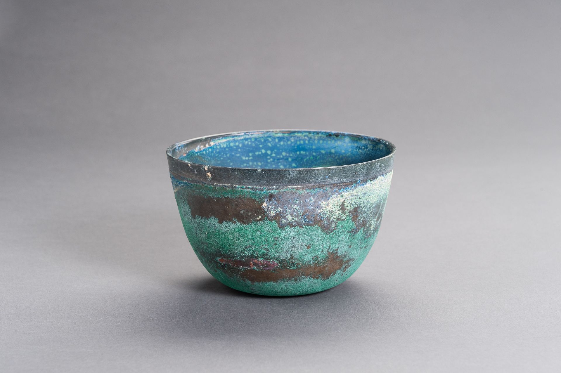 A CHINESE BRONZE BOWL, HAN - Image 5 of 9