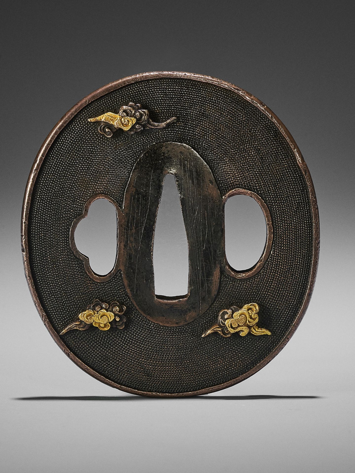 A GOTO SCHOOL TSUBA WITH DRAGON - Image 4 of 4