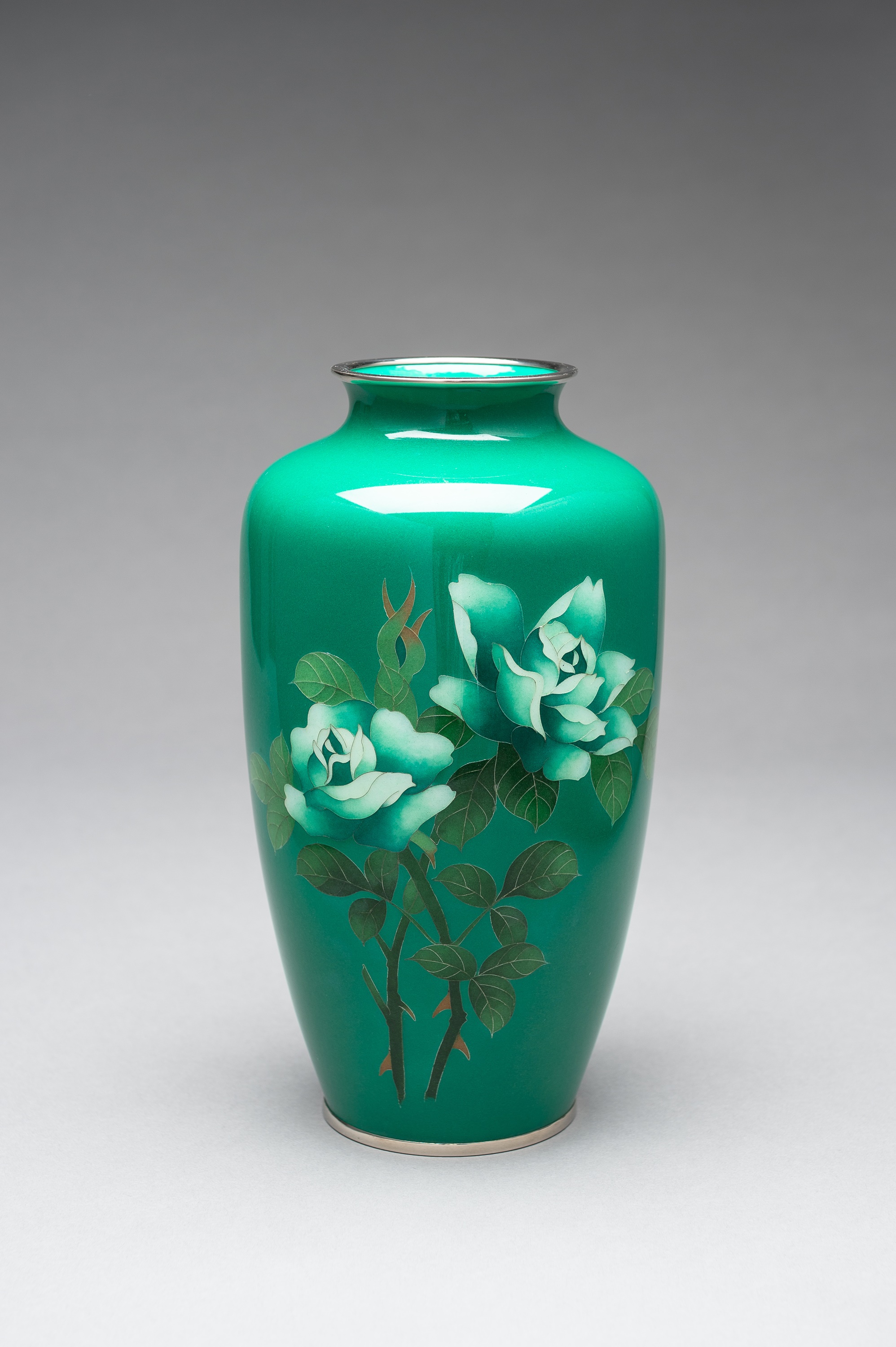 A LARGE ANDO STYLE CLOISONNE ENAMEL VASE