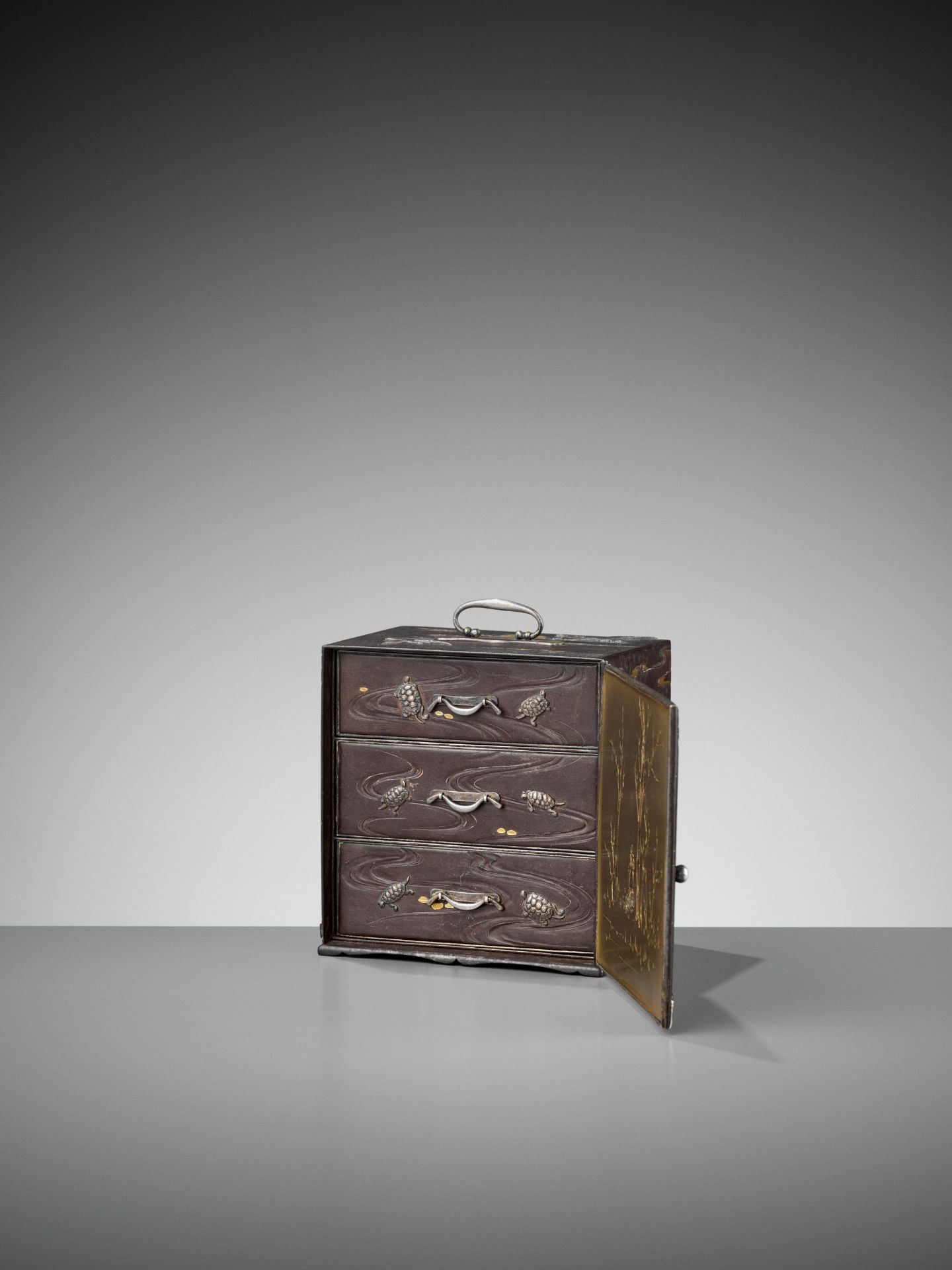 AN EXCEPTIONALLY RARE INLAID IRON MINIATURE KODANSU (CABINET) WITH TURTLES AND CRANES - Image 4 of 10